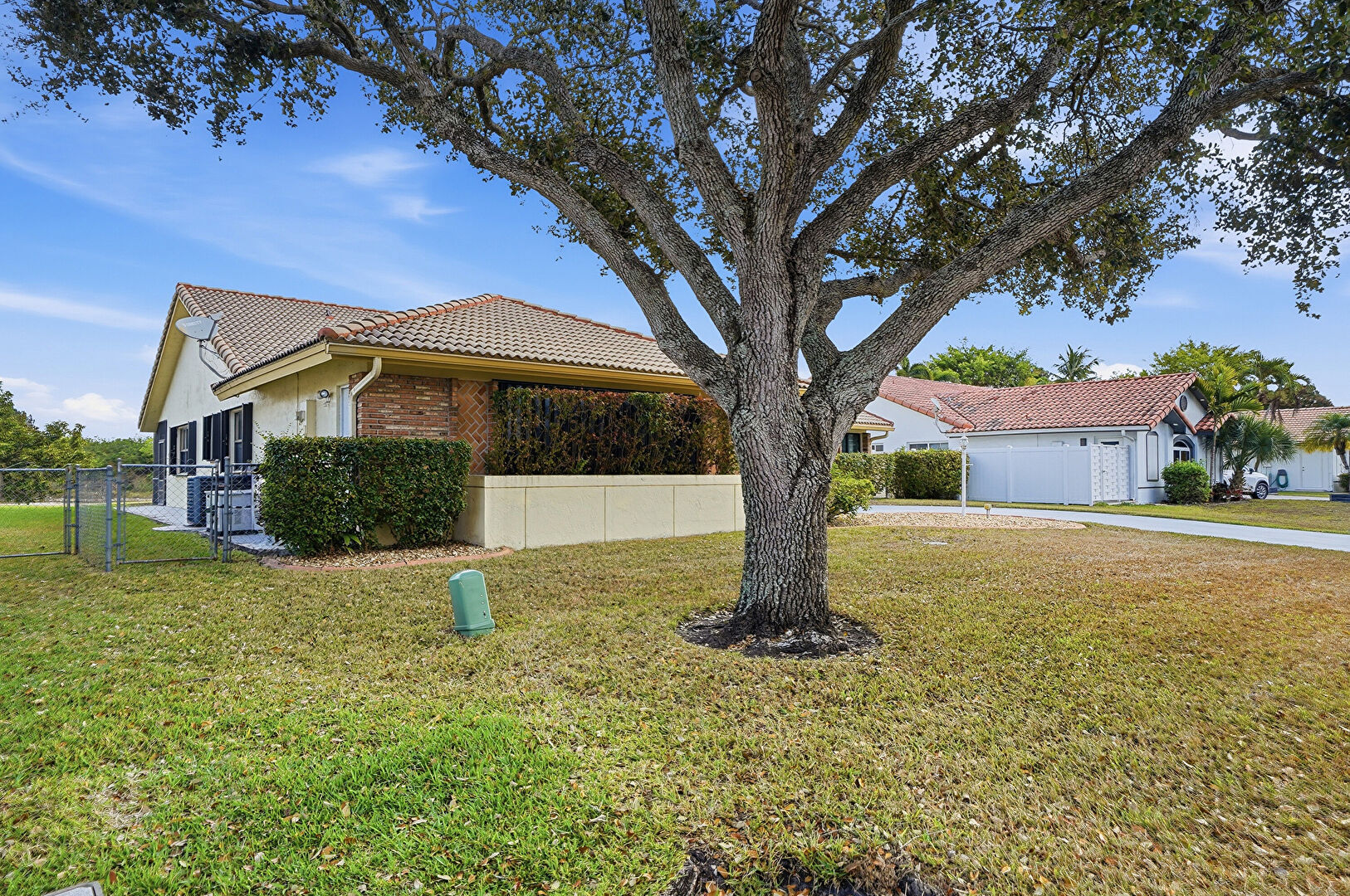 Front at 5250 King Arthur Avenue, Davie, FL 33331, listed by Bonnie Staskowski, MLS ID: A11975735