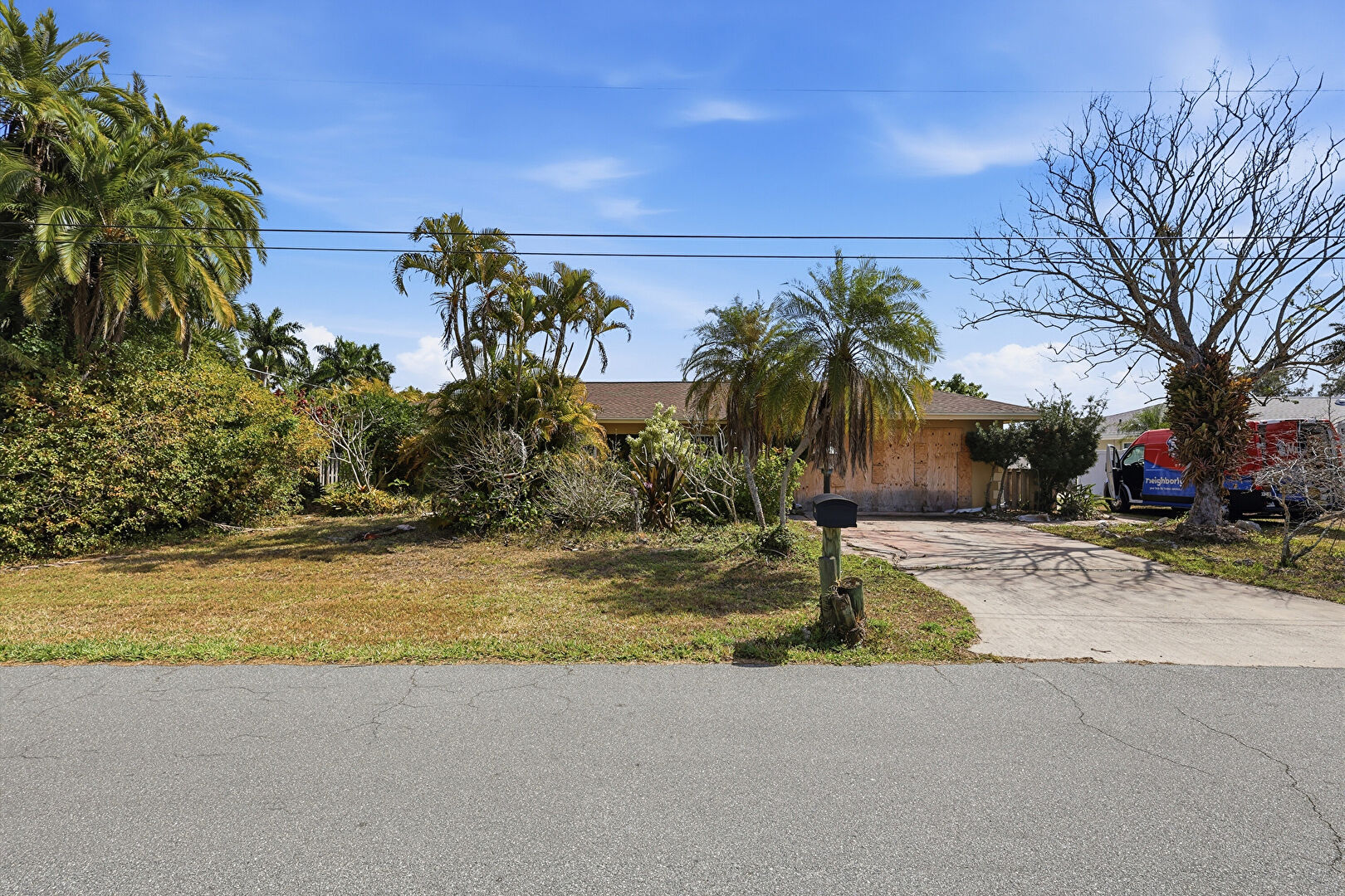 Front at 2204 Channel Way, North Fort Myers, FL 33917, listed by Jorge De Pina