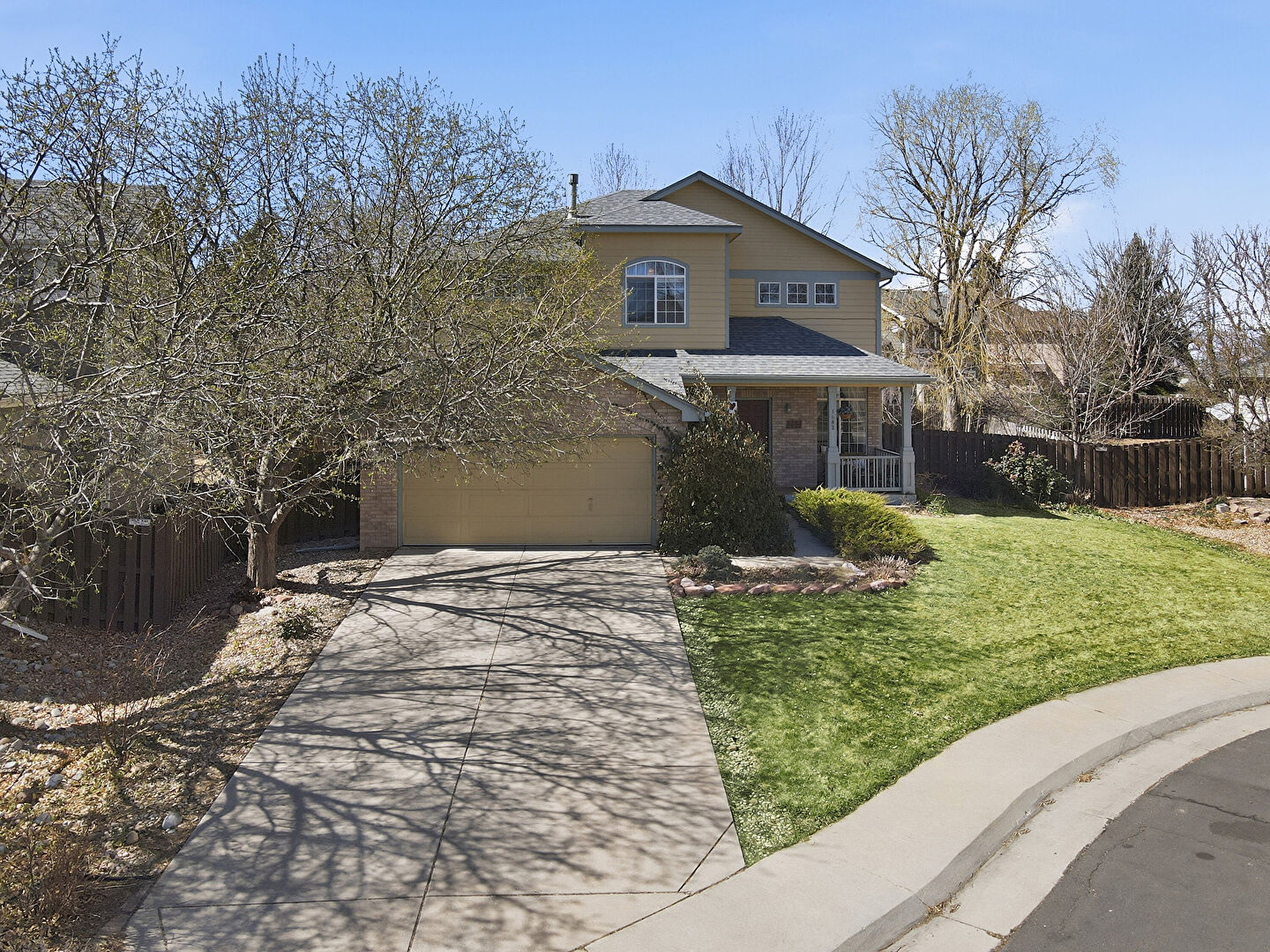 Front at 1482 High Plains Court, Lafayette, CO 80026, listed by Linda Nehls