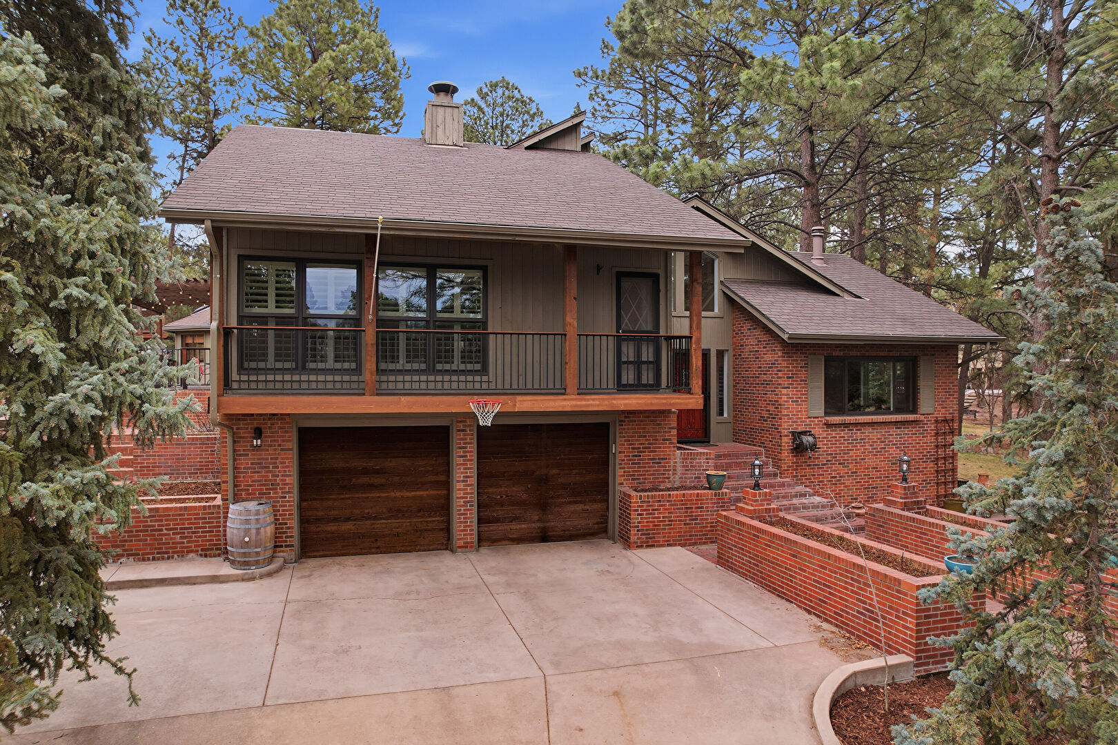 Front at 5806 Cantrell Court, Parker, CO 80134, listed by Britt Armstrong