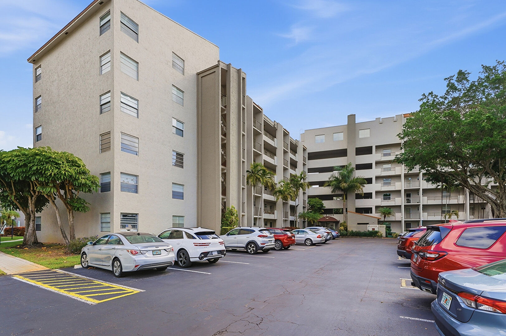 Front at 3920 Inverrary Blvd, Lauderhill, FL 33319, listed by Stephen Harper, MLS ID: F10409417