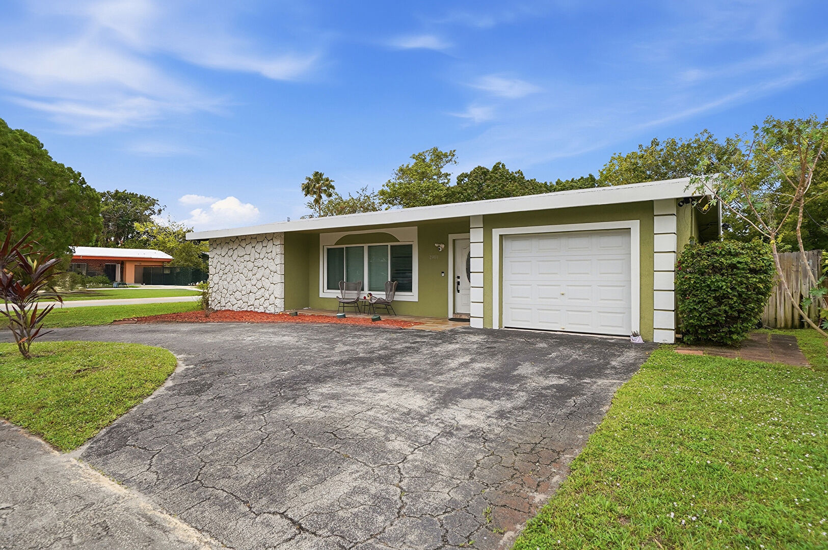 Front at 2301 Northwest 37th Avenue, Lauderdale Lakes, FL 33311, listed by Donna Louis