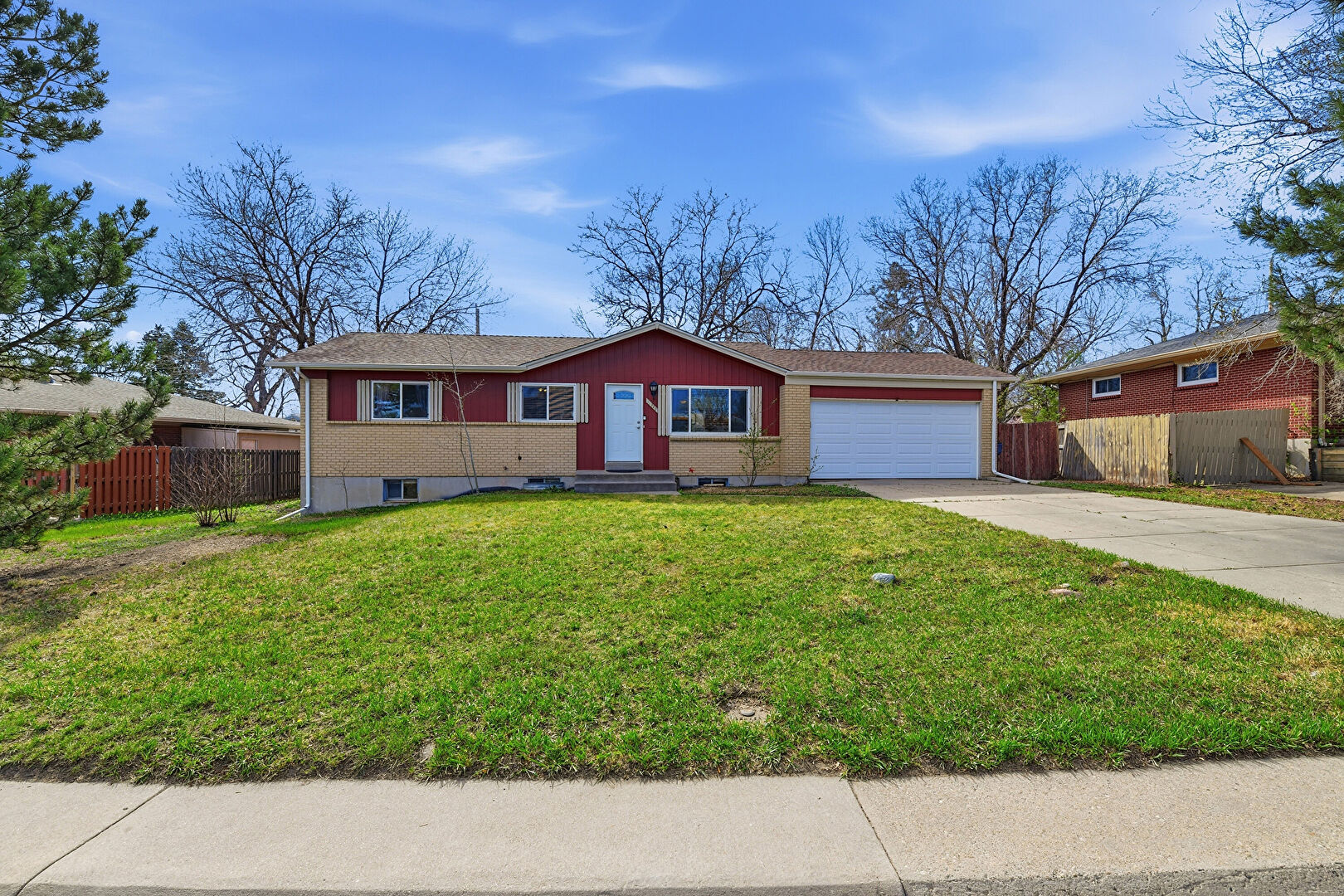 11950 West Alameda Parkway, Lakewood, CO 80228, listed by Sandy Mazarakis & Stefan Burris