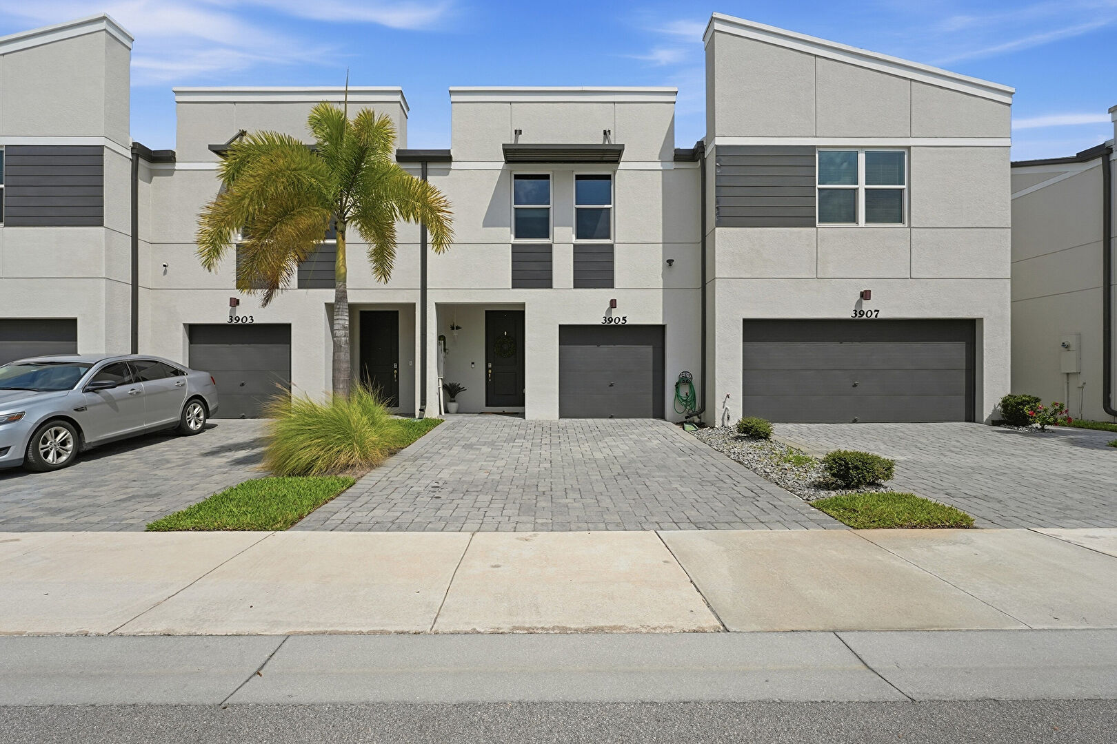 Front at 3905 SE Mentmore Lane, Stuart, FL 34997, listed by Sheila Rosario