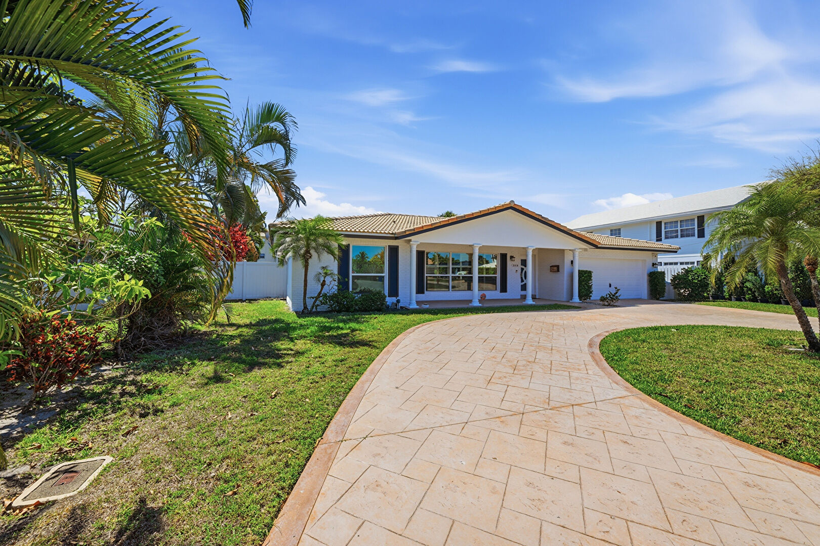 Front at 2810 Northeast 52nd Street, Fort Lauderdale, FL 33308, listed by Rafael Monterrey