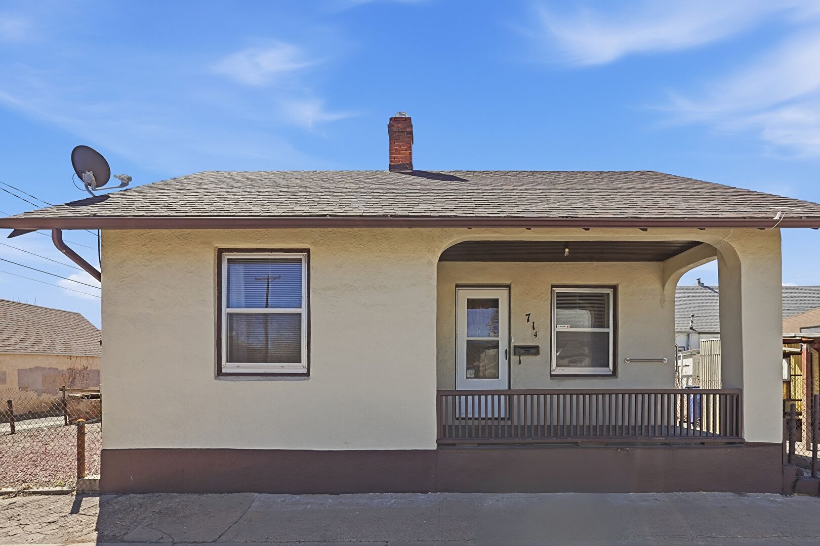 Front at 714 West Mesa Avenue, Pueblo, CO 81004, listed by Richelle Antonio