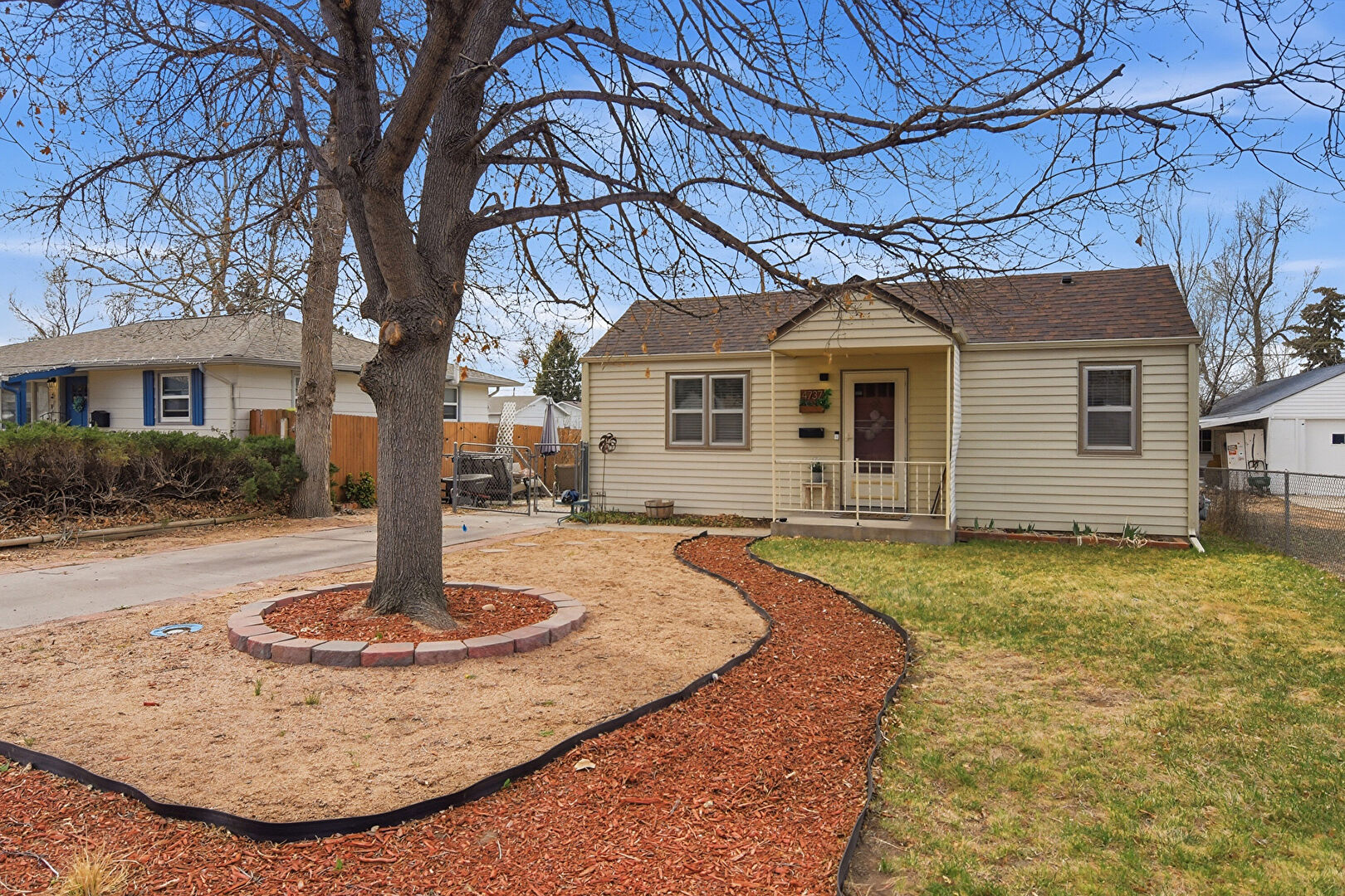 Front at 4737 South Pennsylvania Street, Englewood, CO 80113, listed by Greg Livingston, MLS ID: 3629986