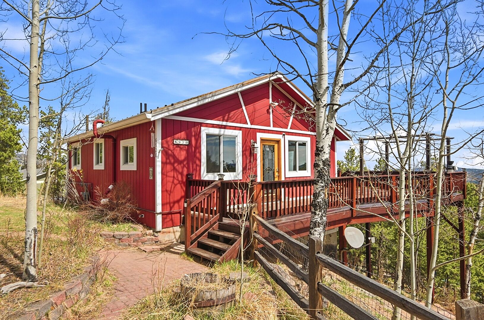 Front at 6928 Weasel Way, Evergreen, CO 80439, listed by Alissa Theis