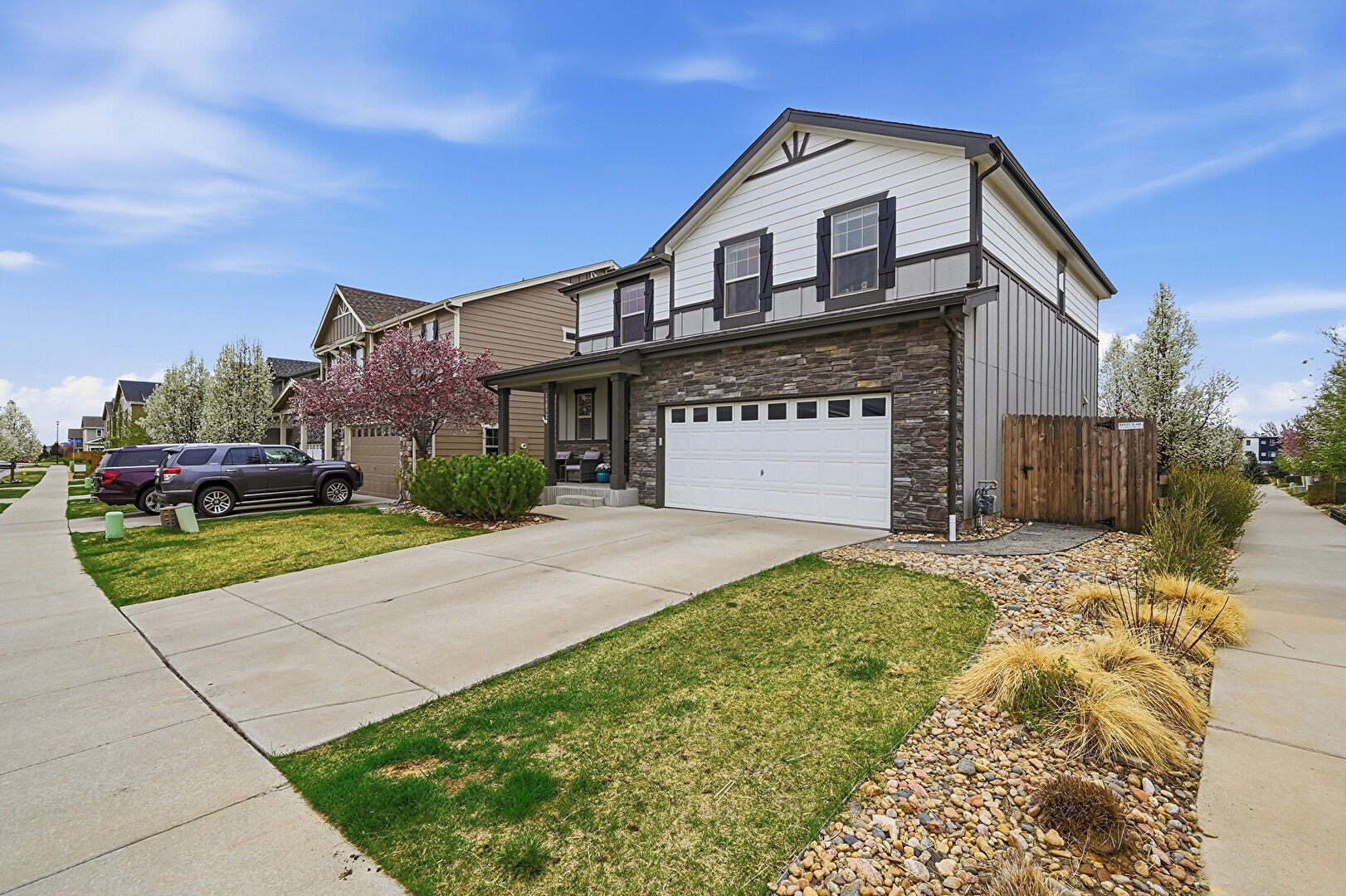 Front at 15032 West 70th Avenue, Arvada, CO 80007, listed by Shelby Fifer