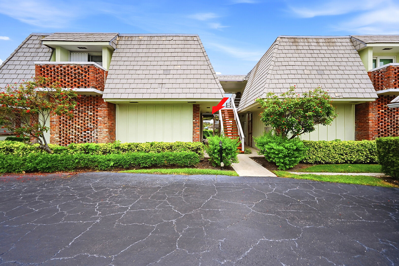 Exterior at 324 Orange Tree Drive, Apt 4, Atlantis, FL 33462, listed by Laura Sanders