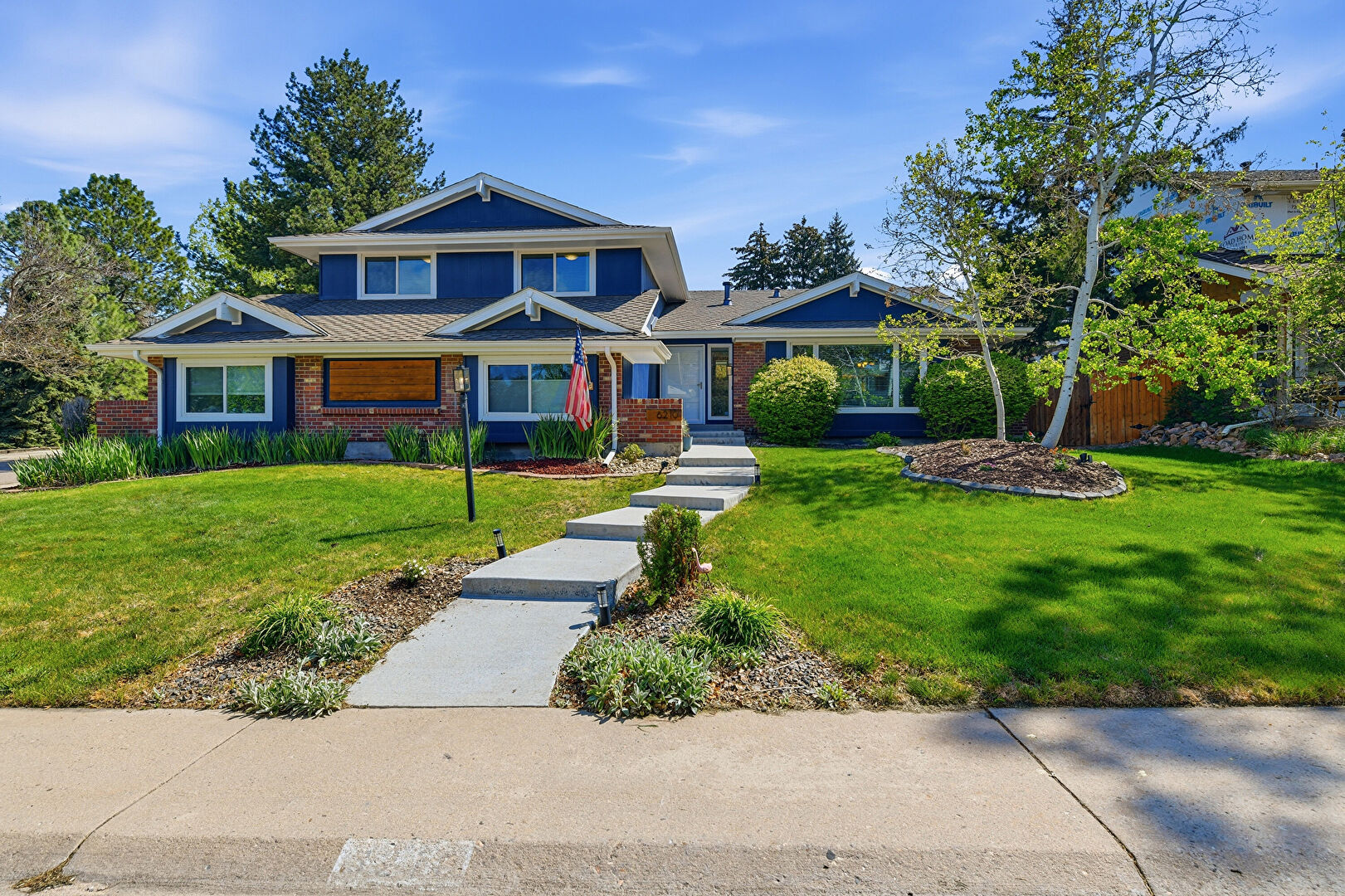 6210 South Grape Court, Centennial, CO 80121, listed by Meg Bente