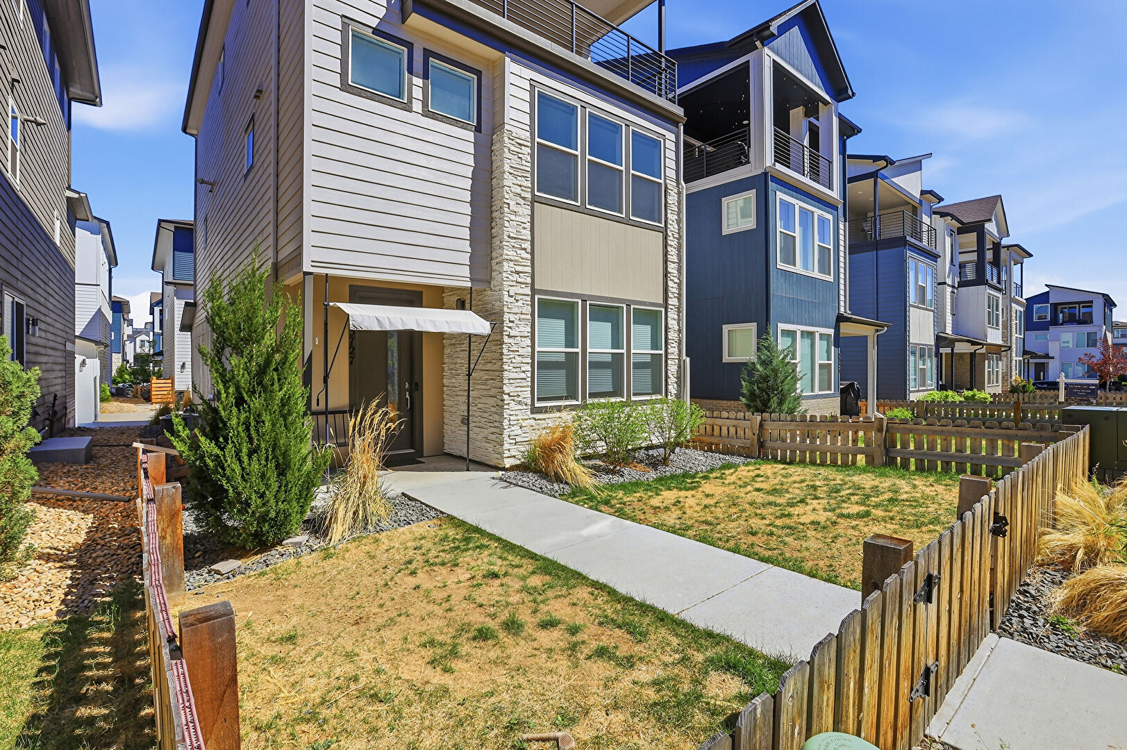 Front at 5727 Van Gordon Way, Arvada, CO 80002, listed by Brandon Gossett