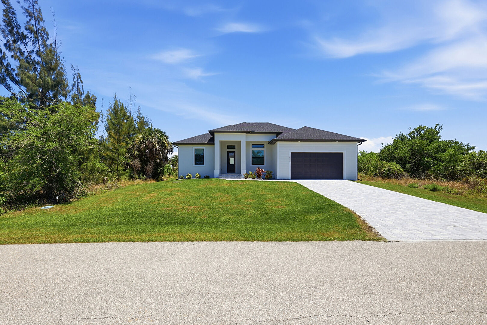 Front at 8105 Antwerp Cir, Port Charlotte, FL 33981, listed by Stephanie Doran