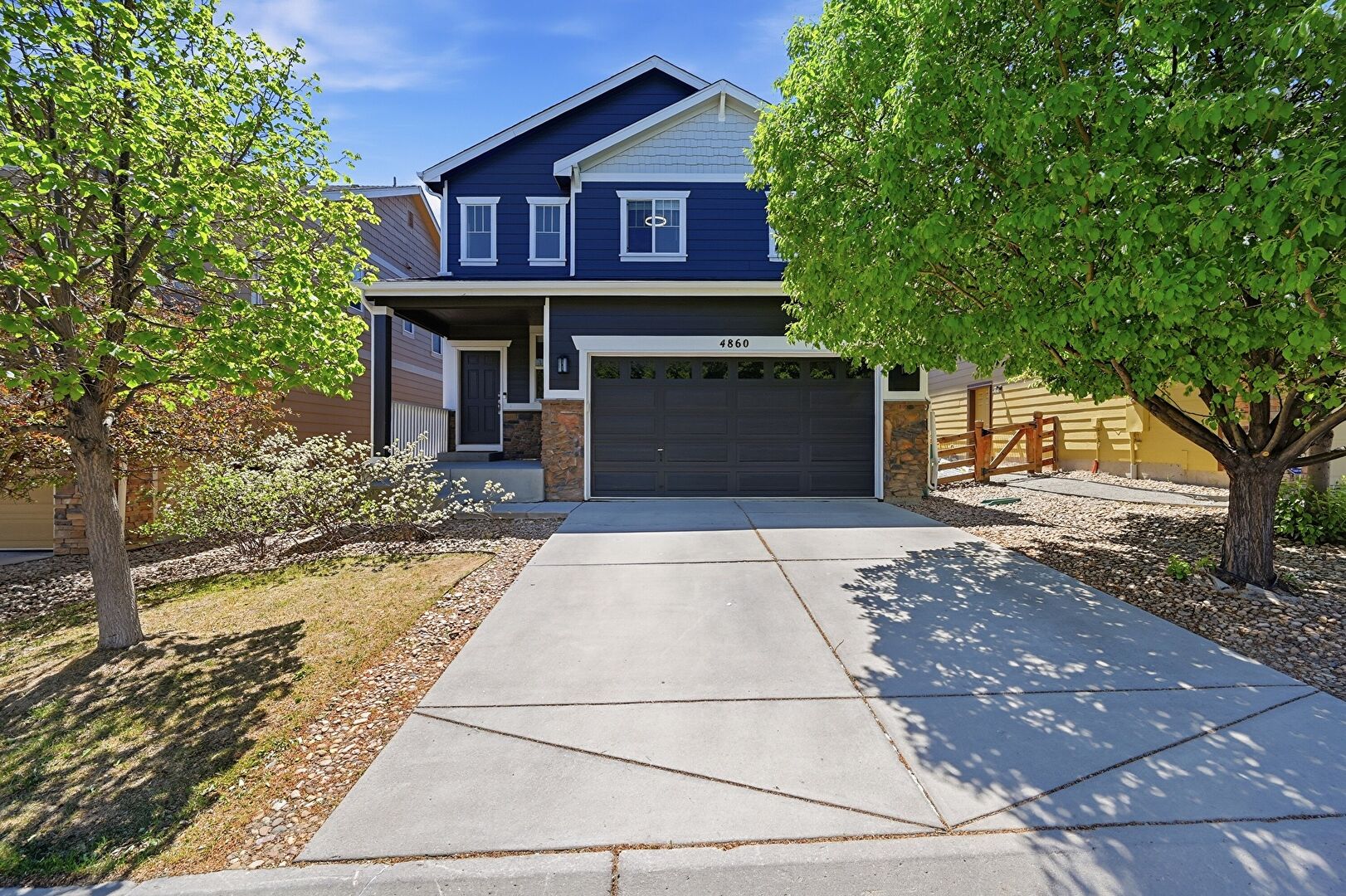Front at 4860 S Picadilly Court, Aurora, CO 80015, listed by Steven Karides, MLS ID: 7068350