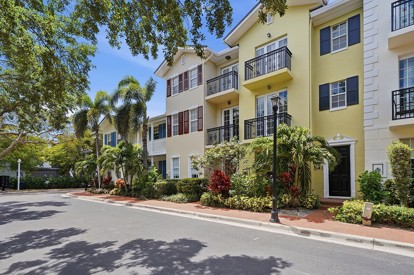Front at 1050 East Heritage Club Circle, Delray Beach, FL 33483, listed by Cristina Gomez, MLS ID: B26019458