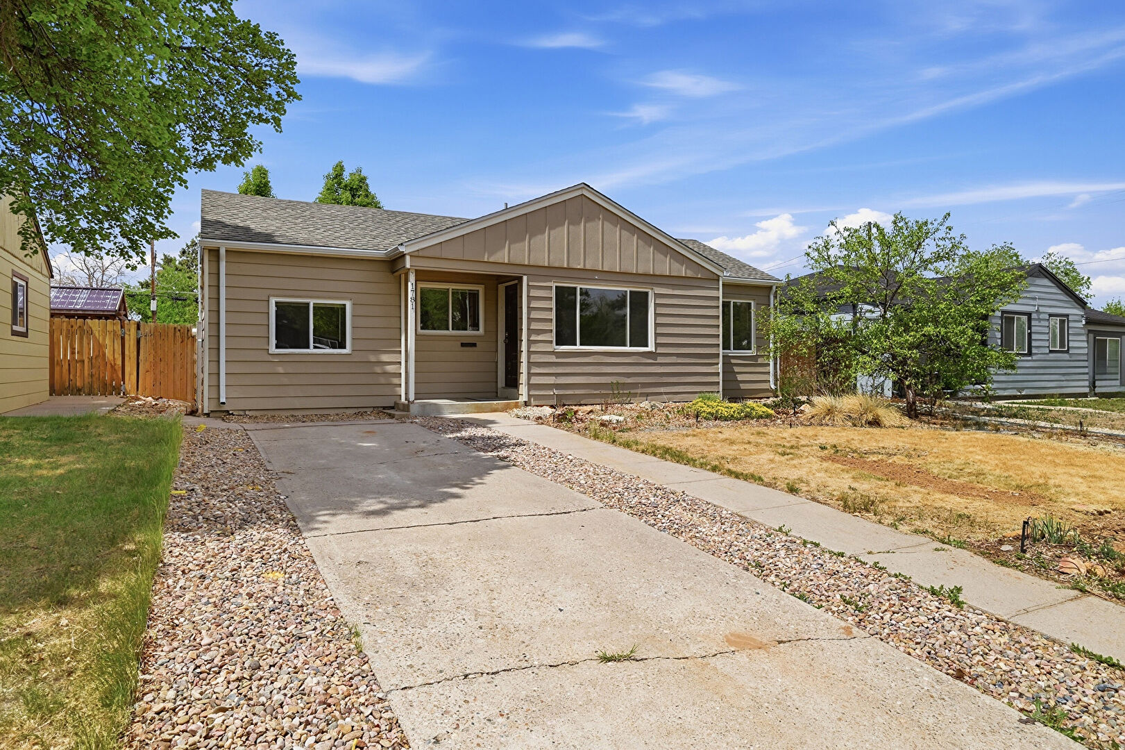 Front at 1781 Kingston Street, Aurora, CO 80012, listed by Kristina Davis