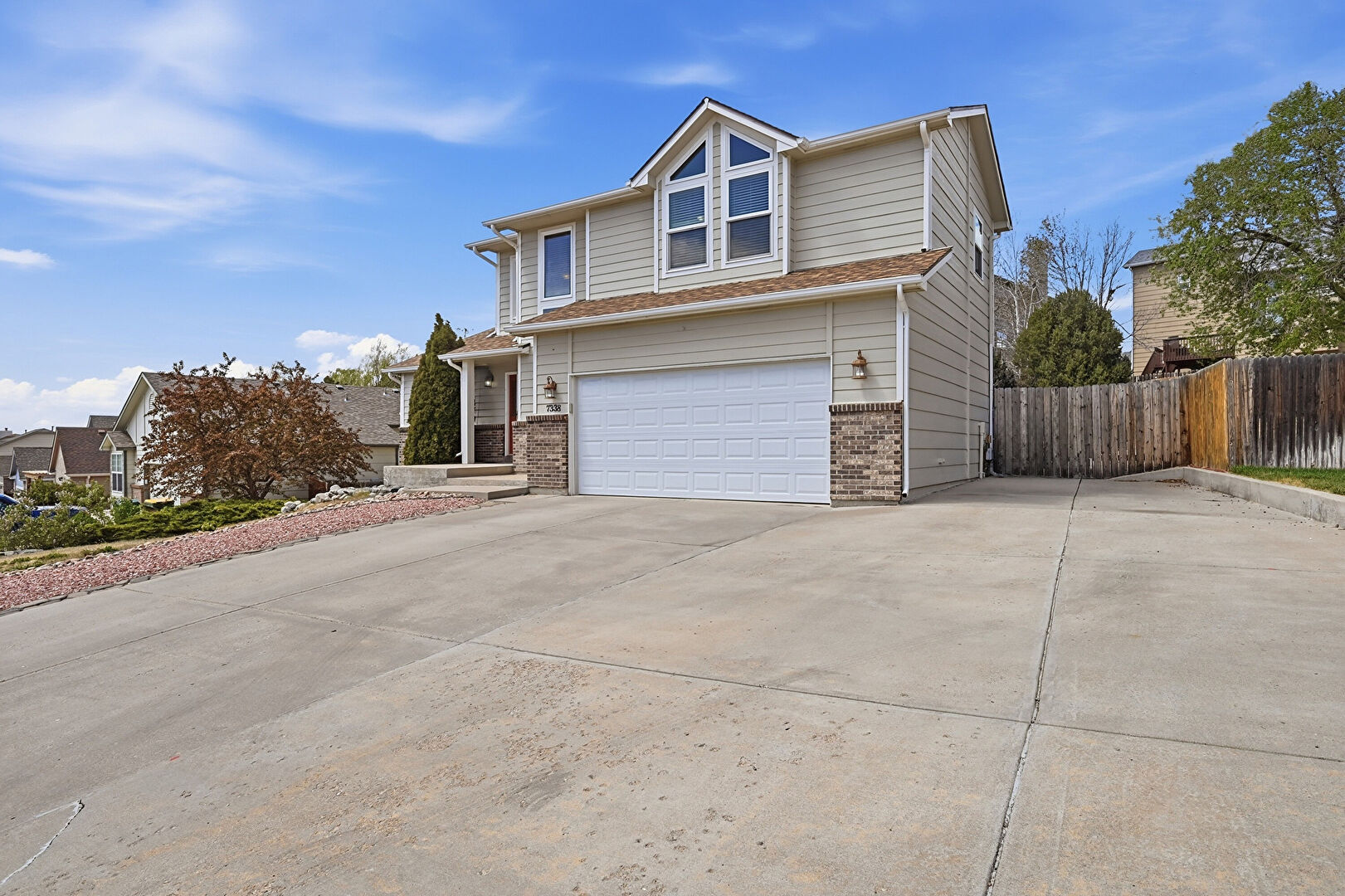 Front at 7338 Allens Park Dr, Colorado Springs, CO 80922, listed by Taylor Haas