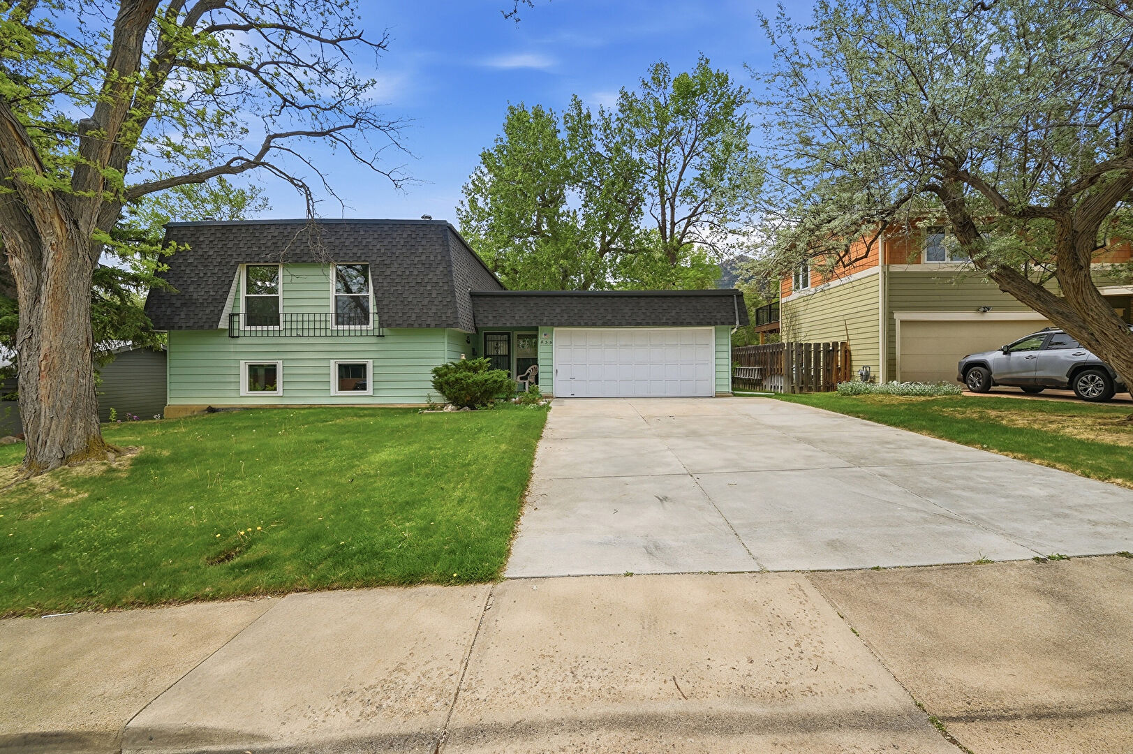Front at 835 Hartford Drive, Boulder, CO 80305, listed by Pete Abel, MLS ID: 1058226