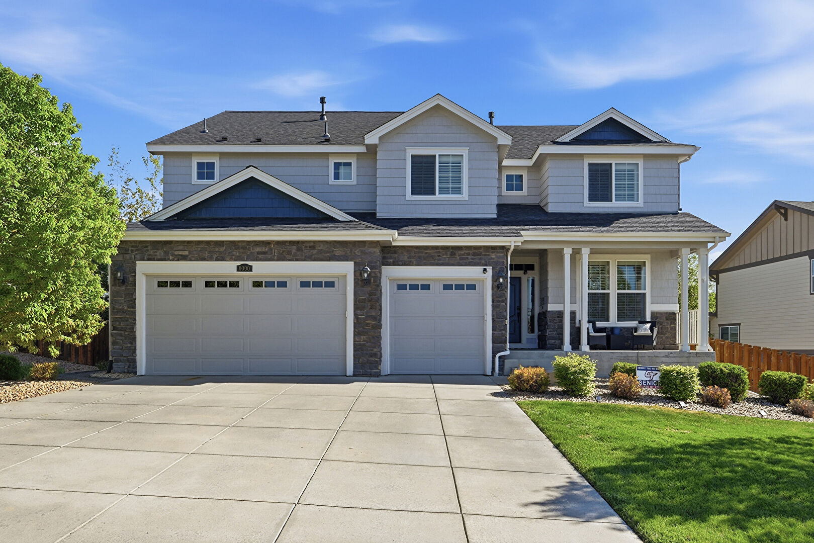 Front at 6000 South Little River Way, Aurora, CO 80016, listed by Kristen White