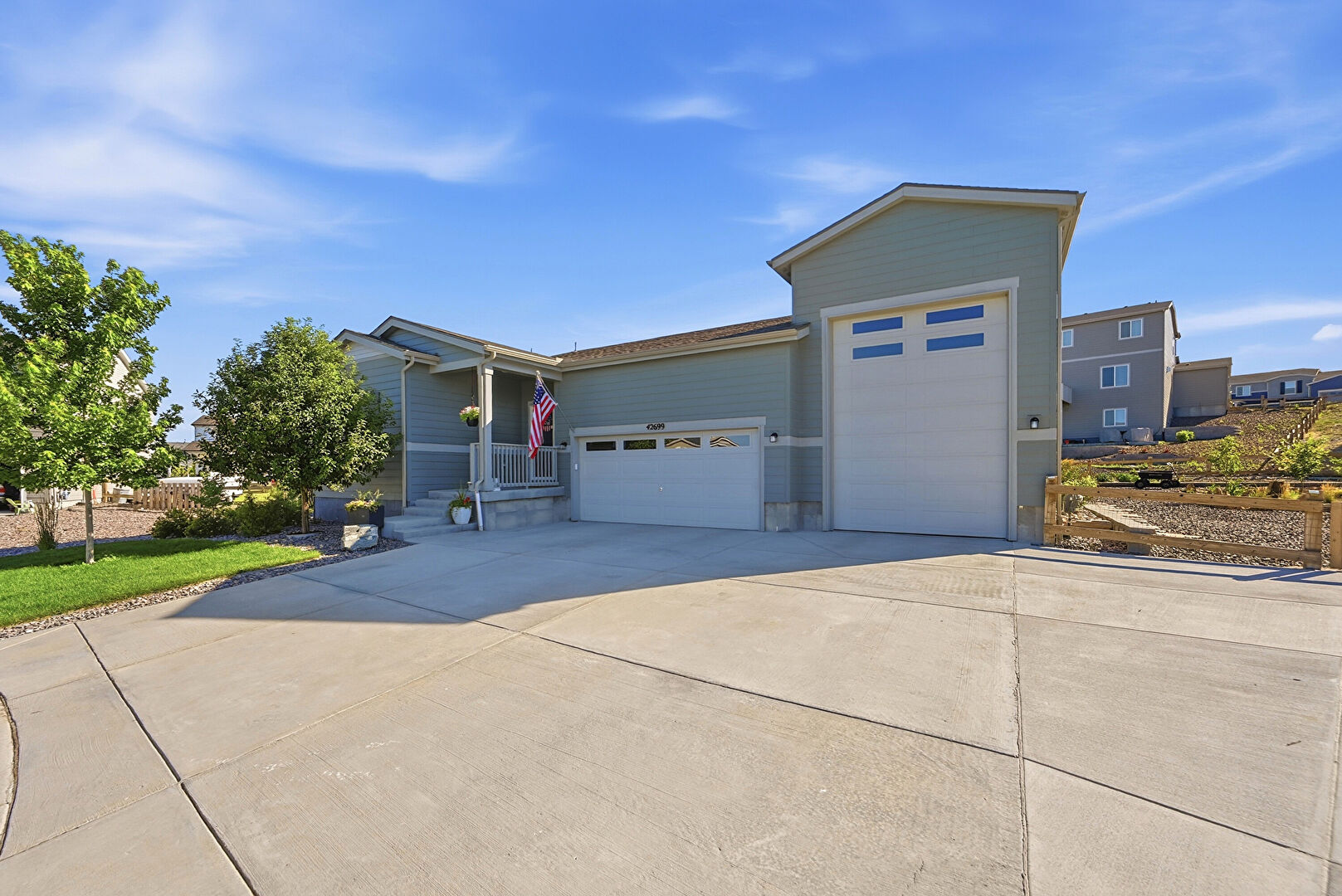 Front at 42699 Ivydel Cir, elizabeth, CO 80107, listed by Silvia Yanet Ocampo