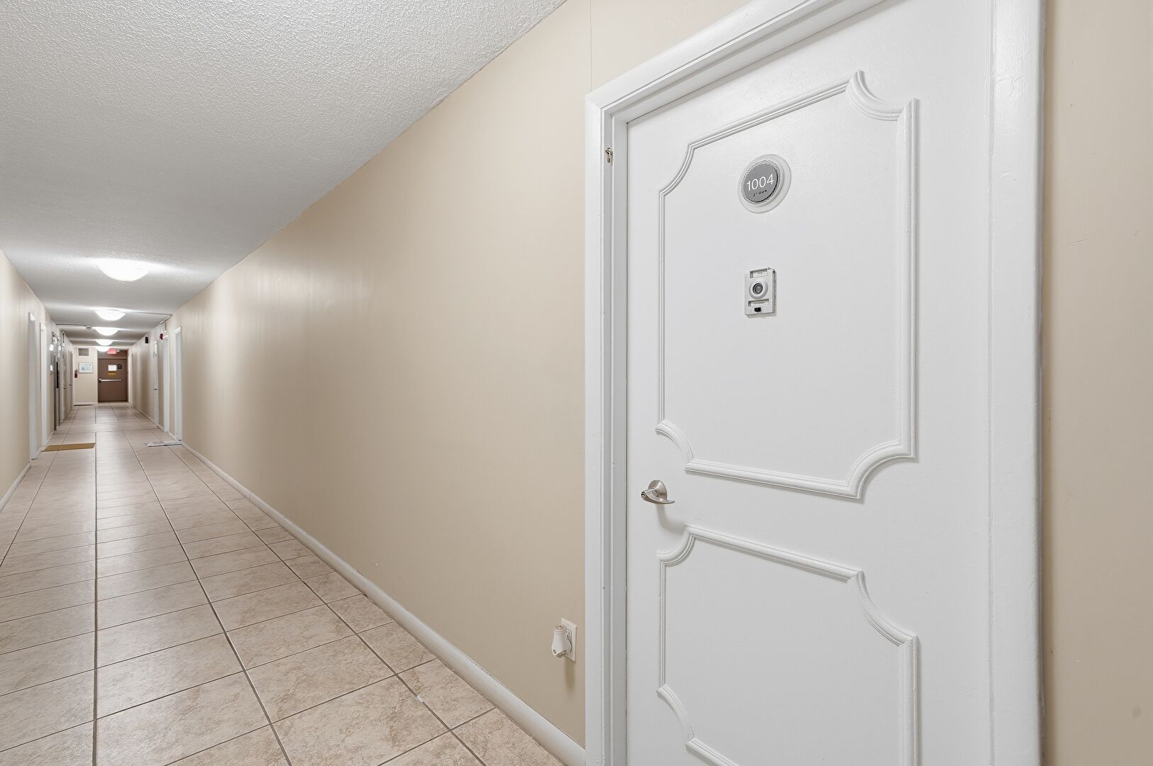 Entry at 1401 South Ocean Drive, PH4, Hollywood, FL 33019, listed by MJ Mullarkey