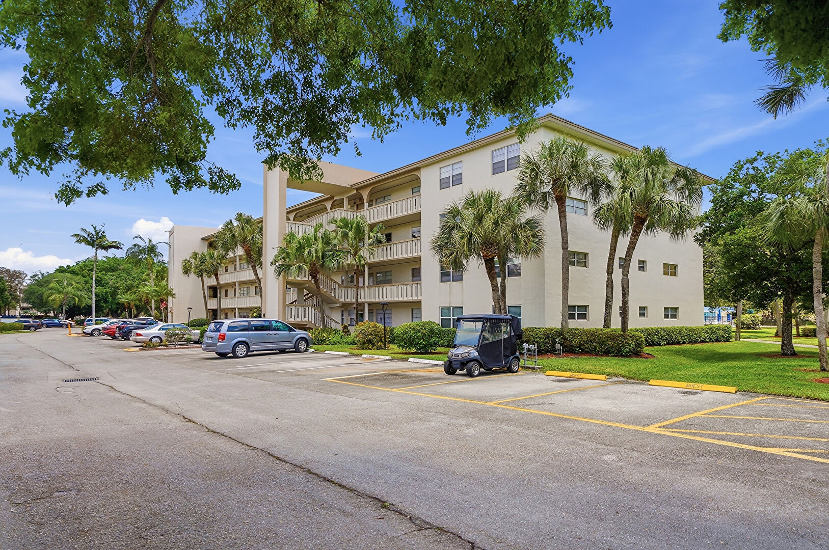 Front at 2401 Antigua Circle, J3, Coconut Creek, FL 33066, listed by Diana Vasconez