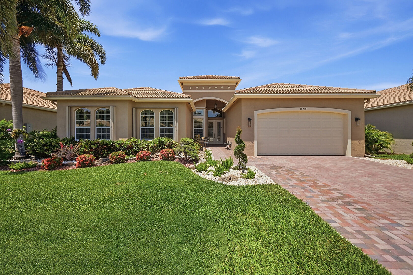 Front at 10469 Whitewind Circle, Boynton Beach, FL 33473, listed by Ashlee Kilayko