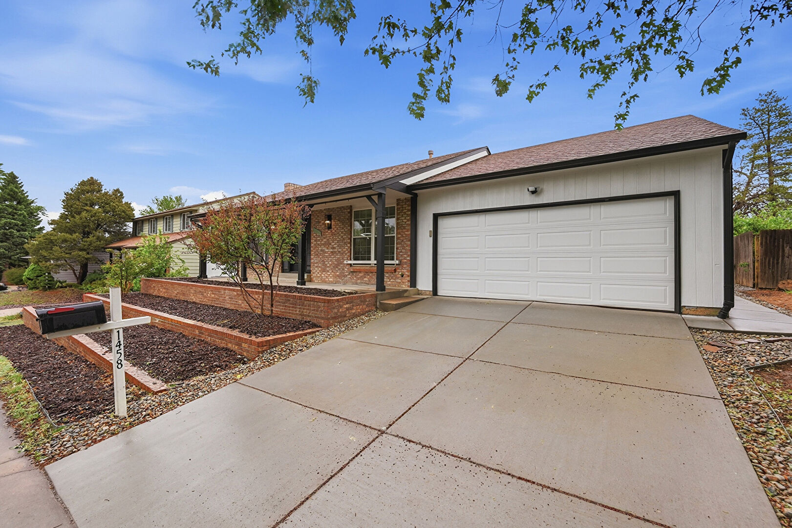 Front at 1458 South Zeno Way, Aurora, CO 80017, listed by Alonso Garcia