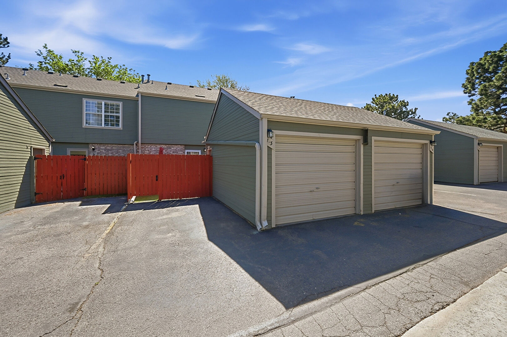 Garage at 3465 South Ammons Street, Lakewood, CO 80227, listed by Greg Dach