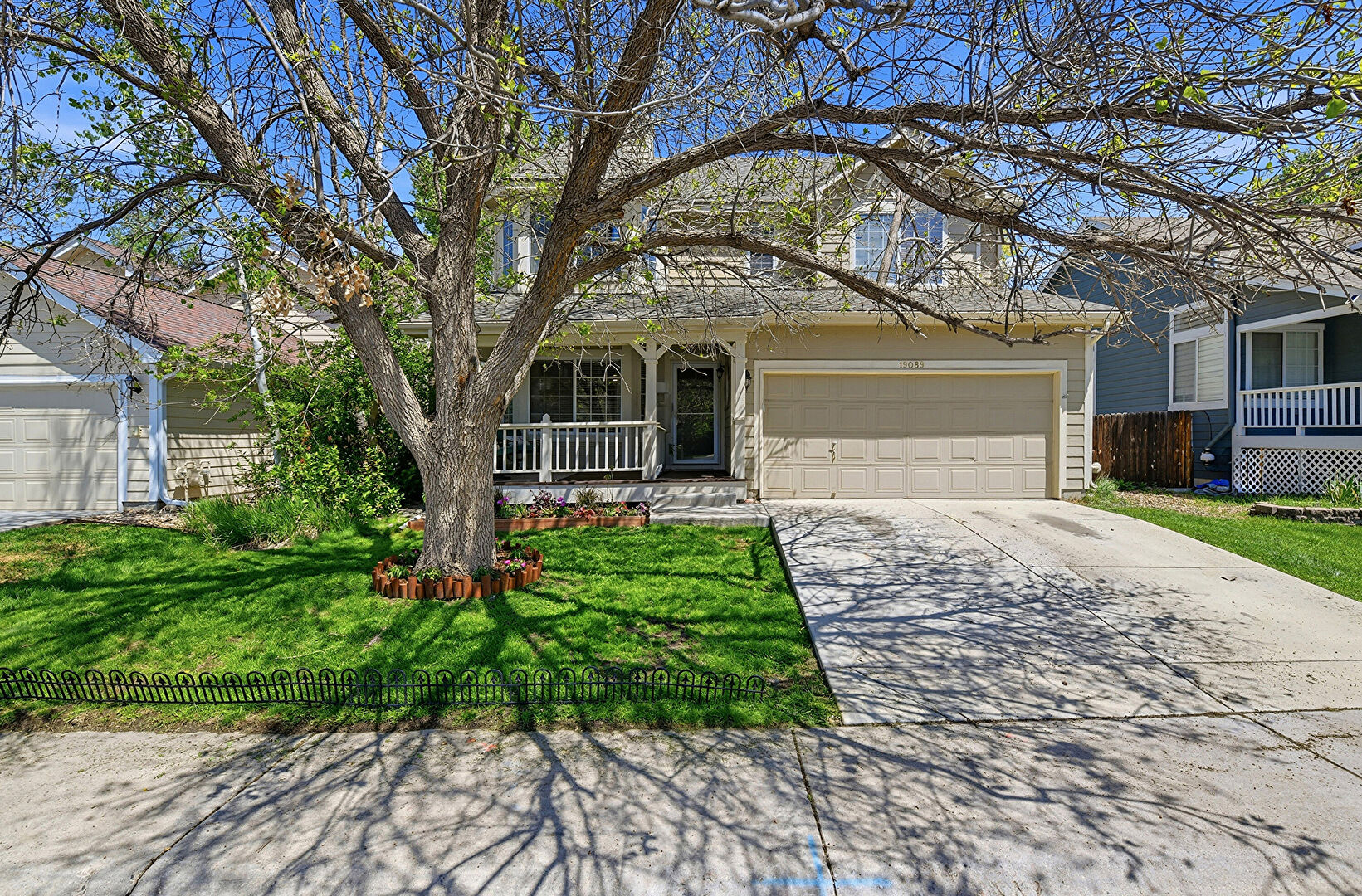 19089 East Molly Avenue, Parker, CO 80134, listed by Meg Bente