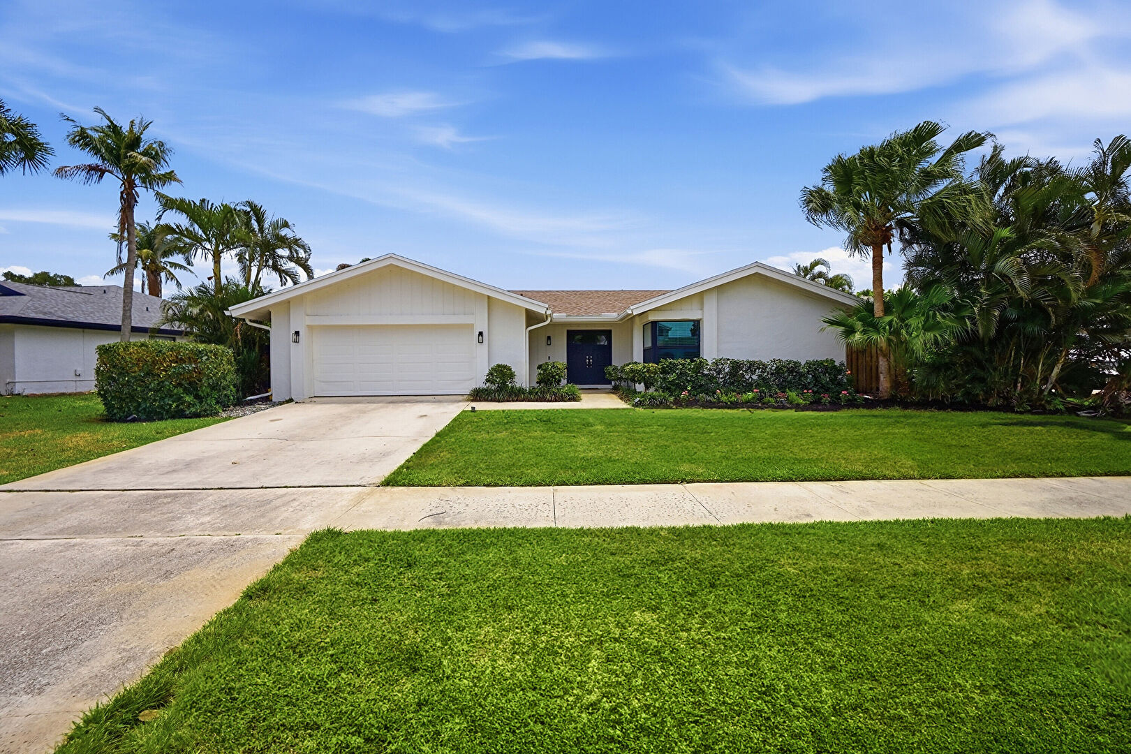 Front yard at 4178 Birchwood Drive, Boca Raton, FL 33487, listed by Chuck Luciano