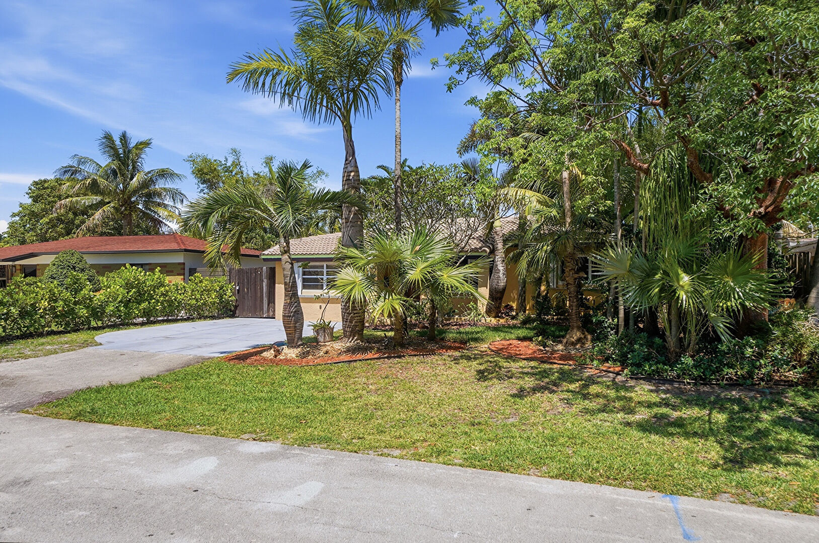 Front at 4650 Northeast 2nd Avenue, Fort Lauderdale, FL 33334, listed by Michael Haines