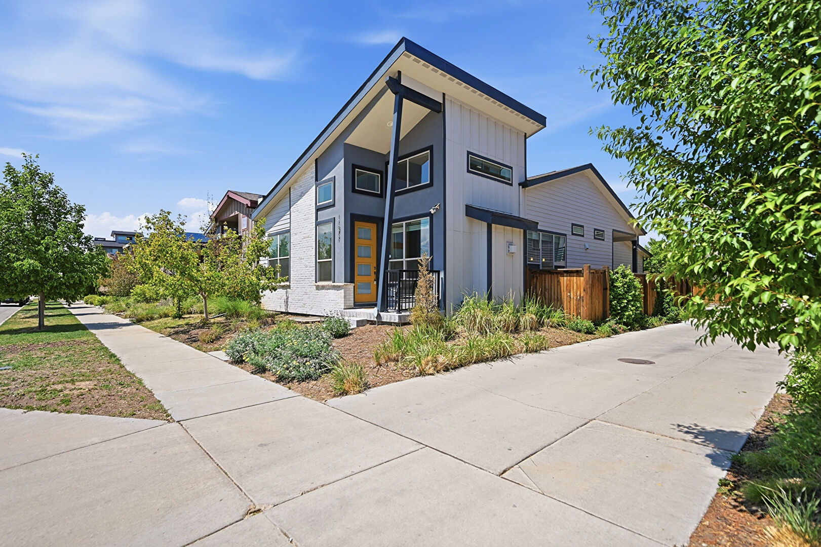 Front at 11577 East 25th Avenue, Aurora, CO 80010, listed by Nicole Nelson Maestas