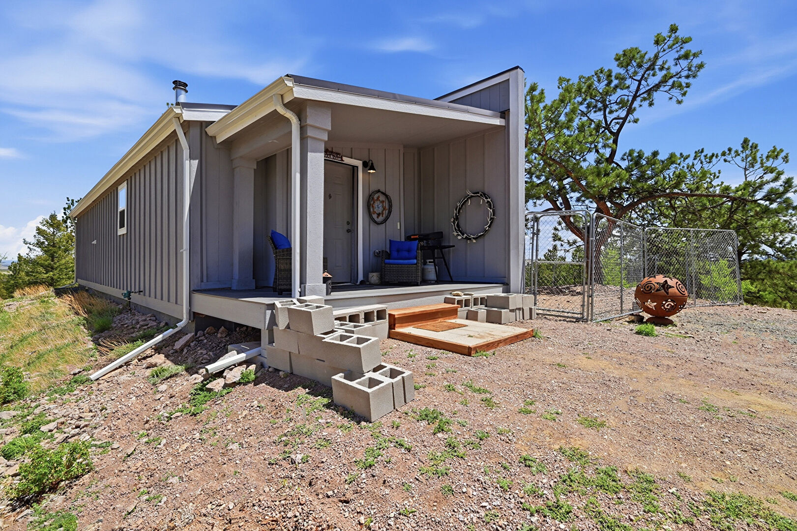 Front at 291 Bandolier Court, Hartsel, CO 80449, listed by Tiffany Lockwood
