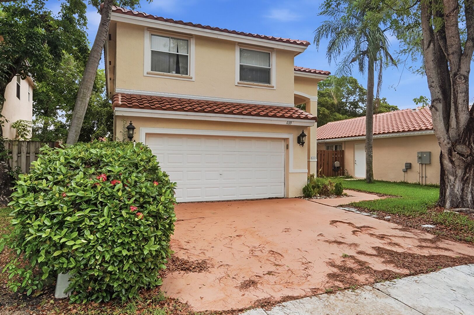 Front at 6333 Island Way, Margate, FL 33063, listed by Donna Louis