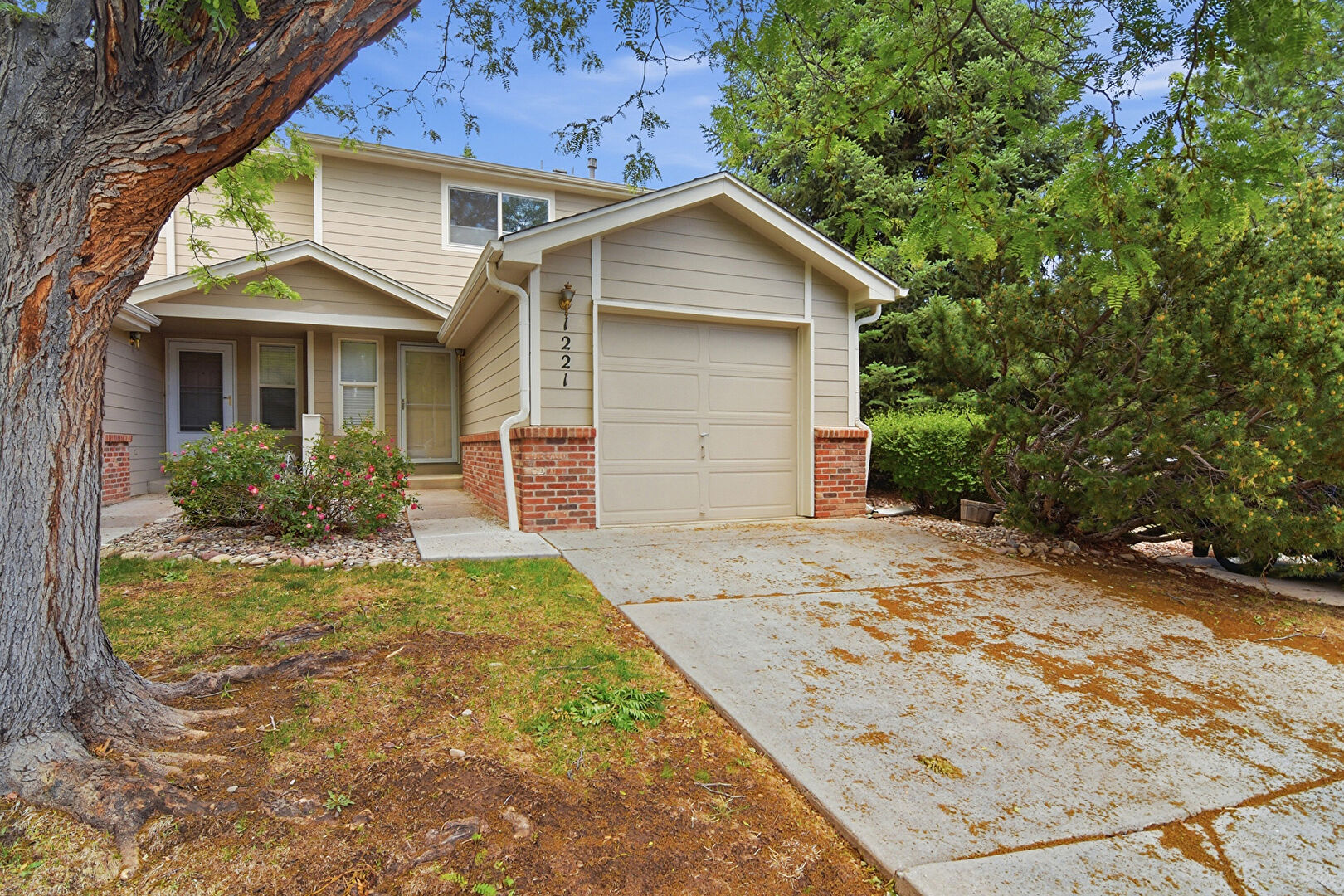 Front at 1221 Warrior Way, Lafayette, CO 80026, listed by Debra Graves, MLS ID: 8014825