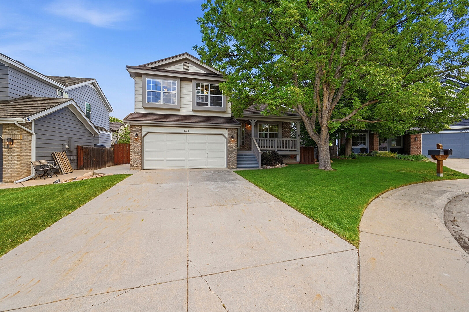 Front at 8278 South Reed Way, Littleton, CO 80128, listed by Mary Vielhauer Vielhauer Realty Inc, MLS ID: 7683595