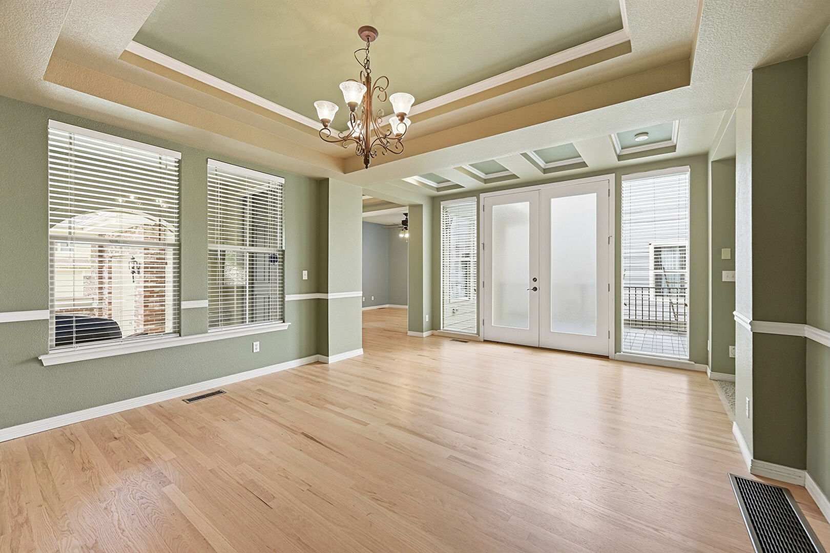 Dining Room at 22303 East Idyllwilde Drive, Parker, CO 80138, listed by Walter Huff II, MLS ID: 7798414