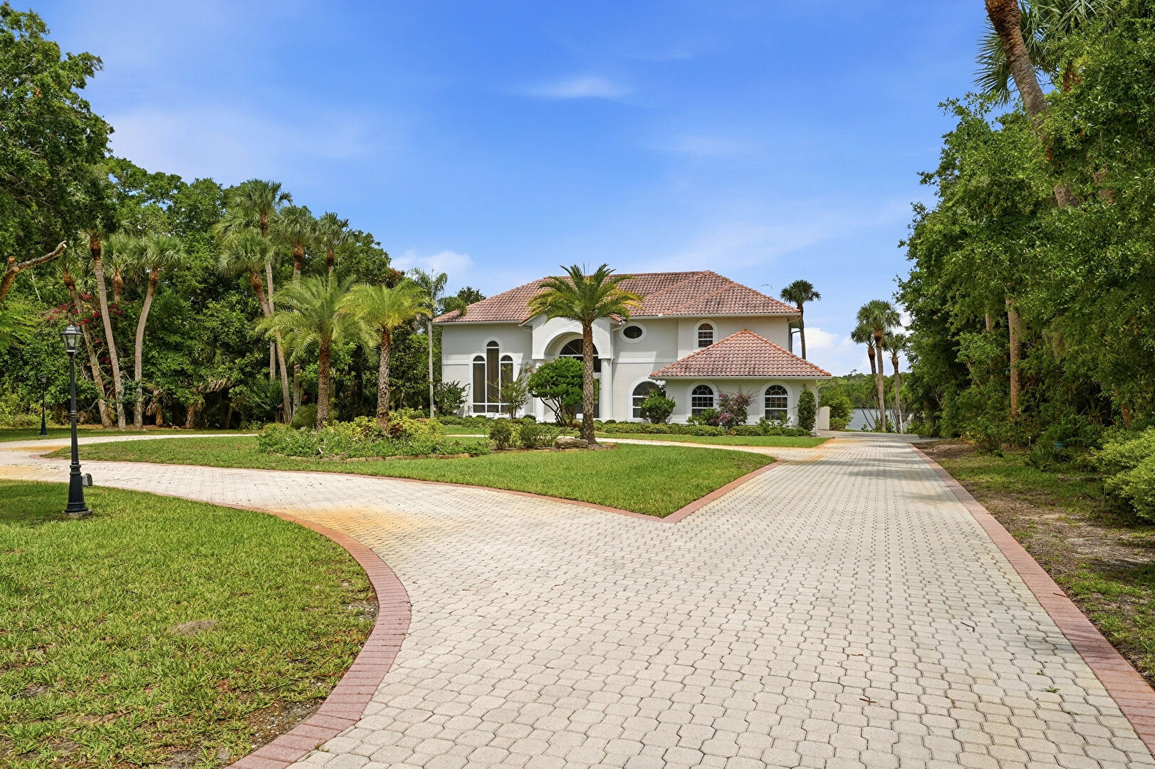 Front at 12765 Roseland Road, Sebastian, FL 32958, listed by Earhard (Dean) Chung