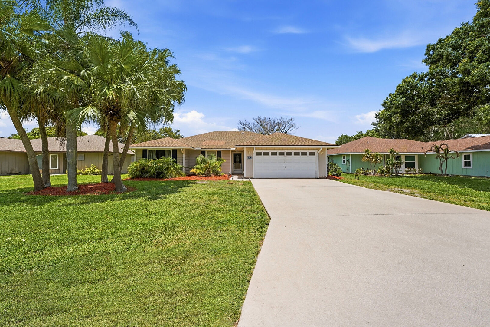 Front at 724 24th Square, Vero Beach, FL 32962, listed by Jason M Coley