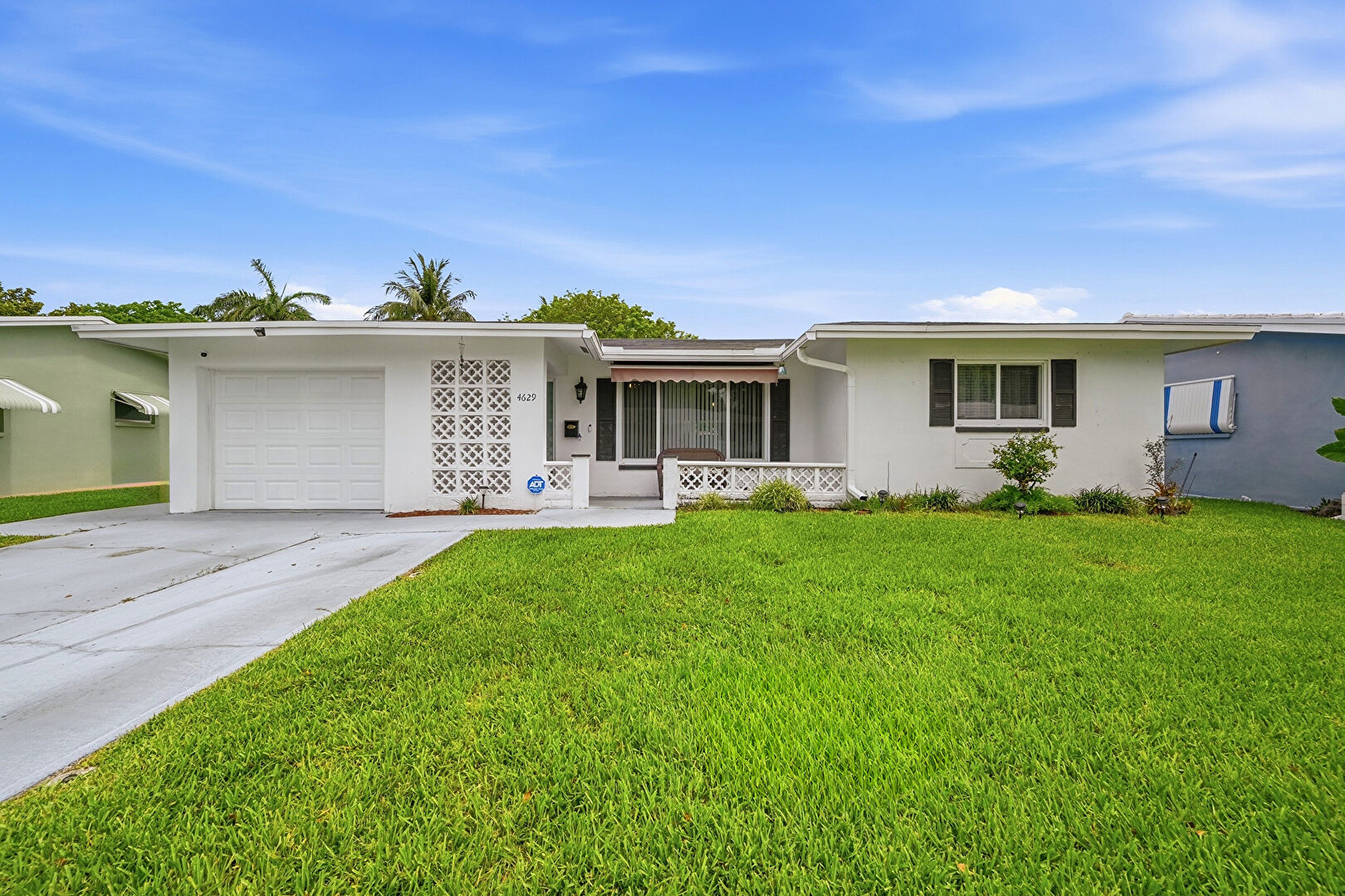 Front at 4629 Northwest 45th Court, Tamarac, FL 33319, listed by Steve Margolis