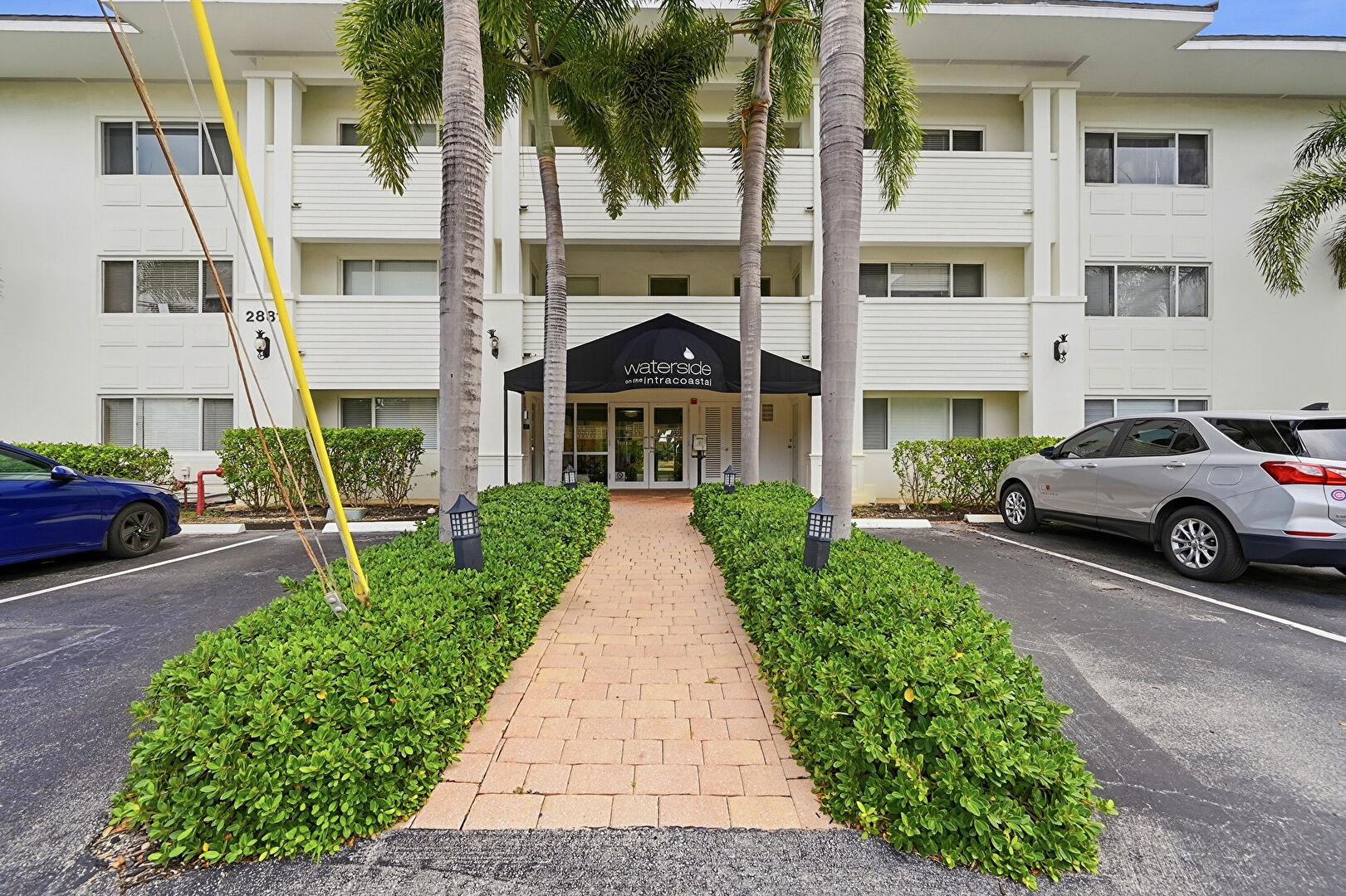 Front at 2881 Northeast 32nd Street, 118, Fort Lauderdale, FL 33306, listed by Rachael Barach