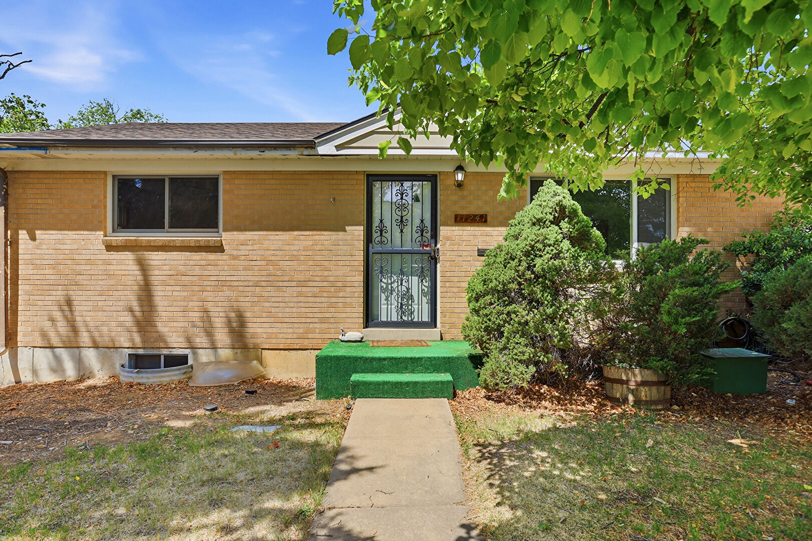 11241 Lafayette, Northglenn, CO 80223, listed by Cassandra Owen