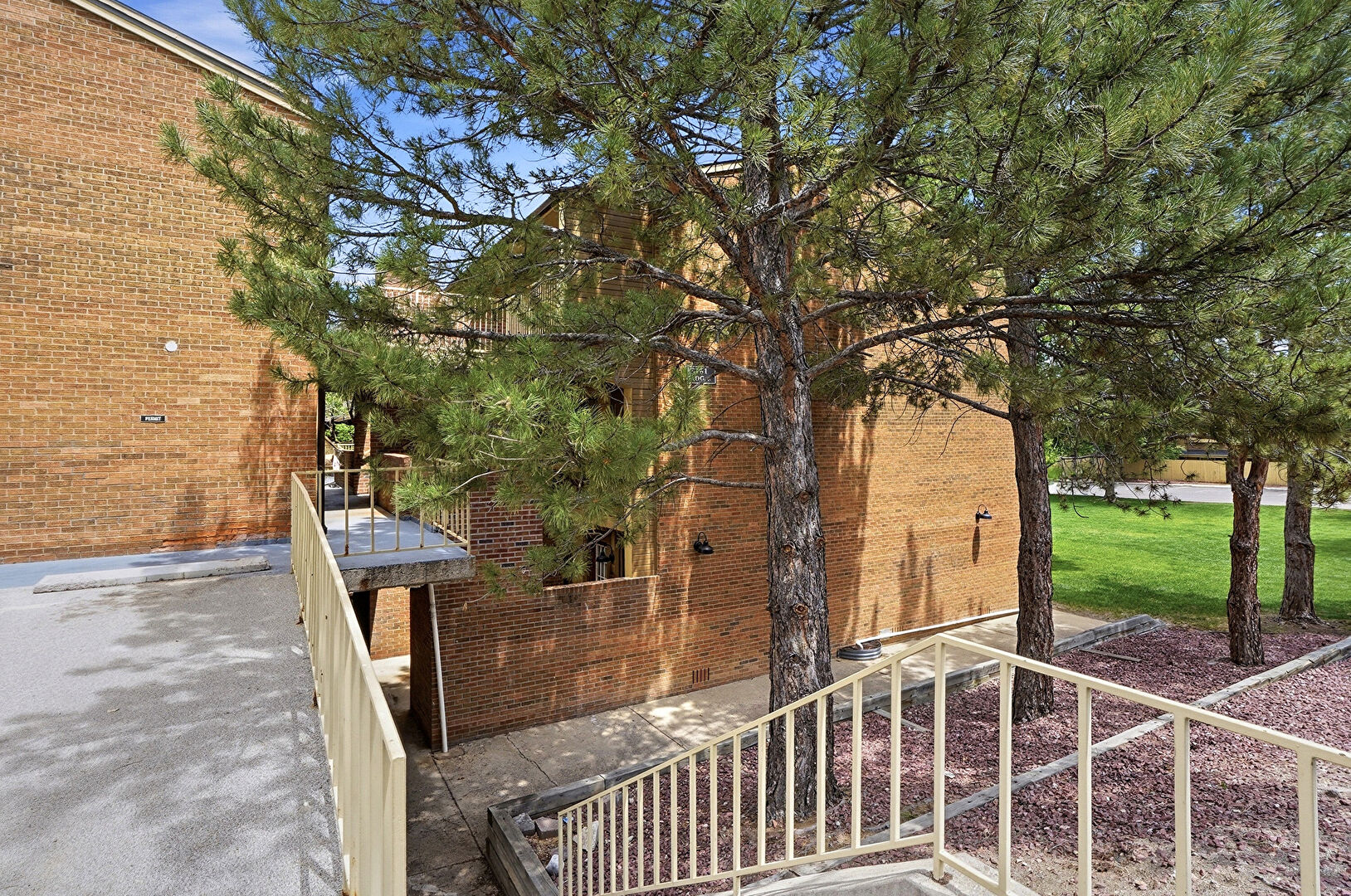 Front at 3161 Madison Unit R313, Boulder, CO 80303, listed by Linda Davidson