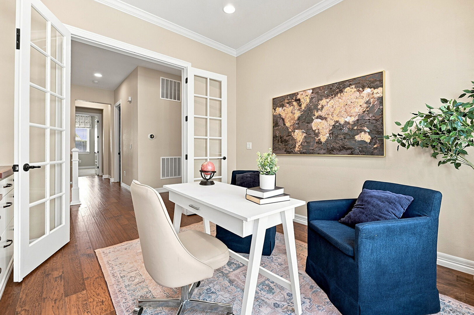 Sitting Room at 1825 Burke Drive, Erie, CO 80516, listed by Sherri Lamb, MLS ID: 3894725
