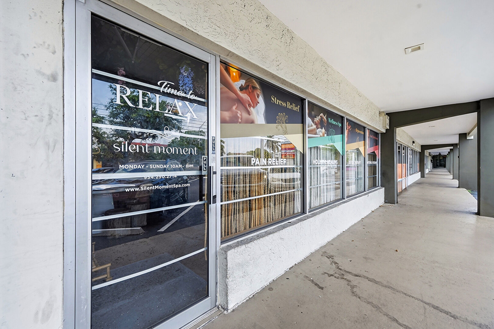 Store Front at 5431 North Federal Highway, Fort Lauderdale, FL 33308, listed by Nancy Suter
