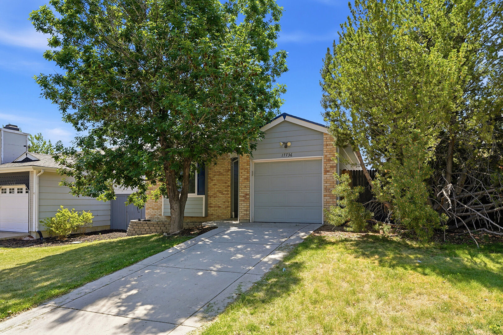 Front at 17736 E Cornell Dr, Aurora, CO 80013, listed by Taylor Haas