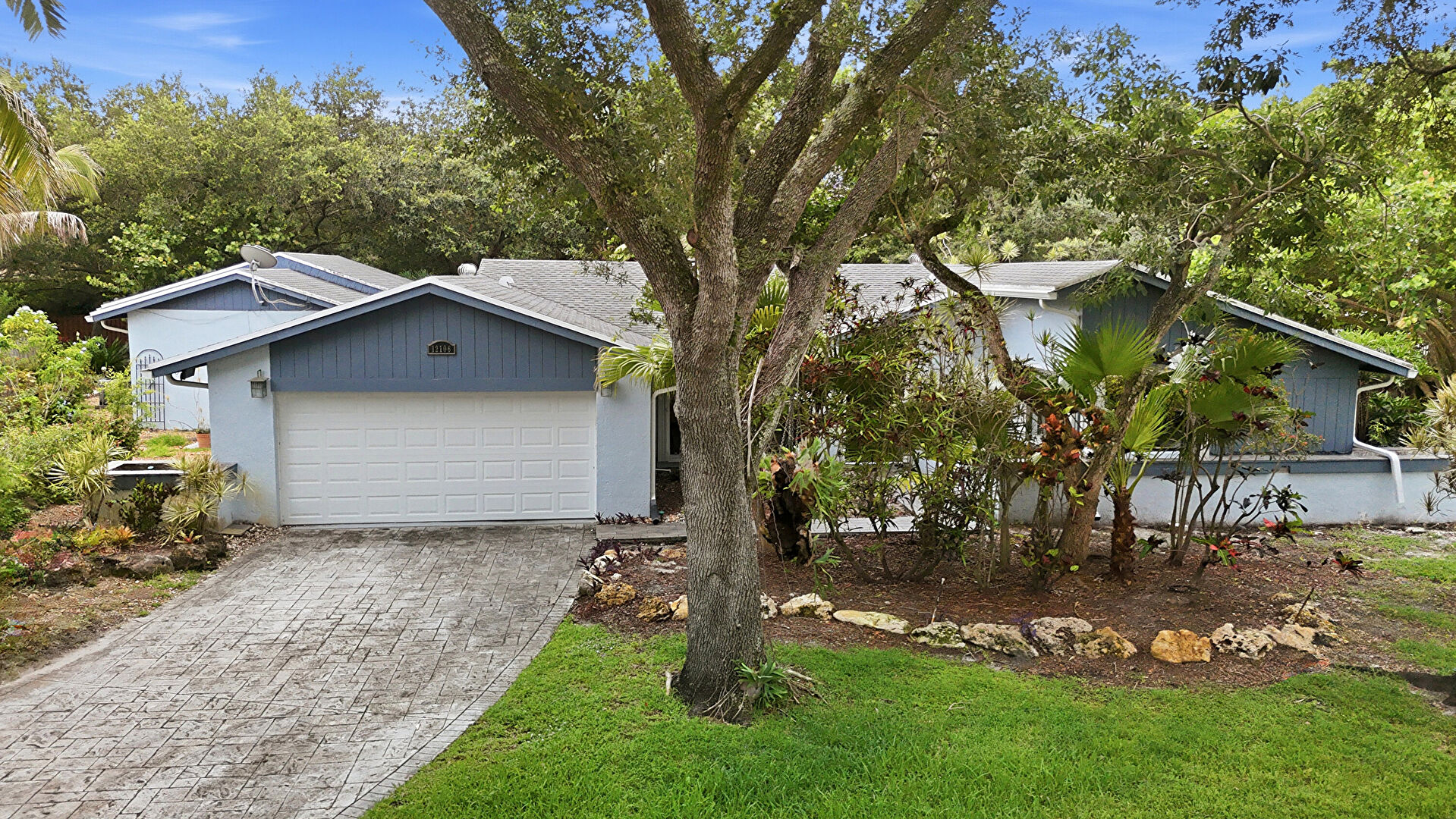 Front at 12106 Sailboat Way, Cooper City, FL 33026, listed by Robert DiAlberto, MLS ID: B26037804