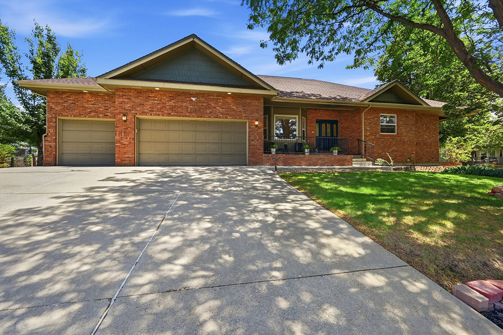 Front at 3208 Mariner, Longmont, CO 80503, listed by Tonya Deiter, MLS ID: 735212