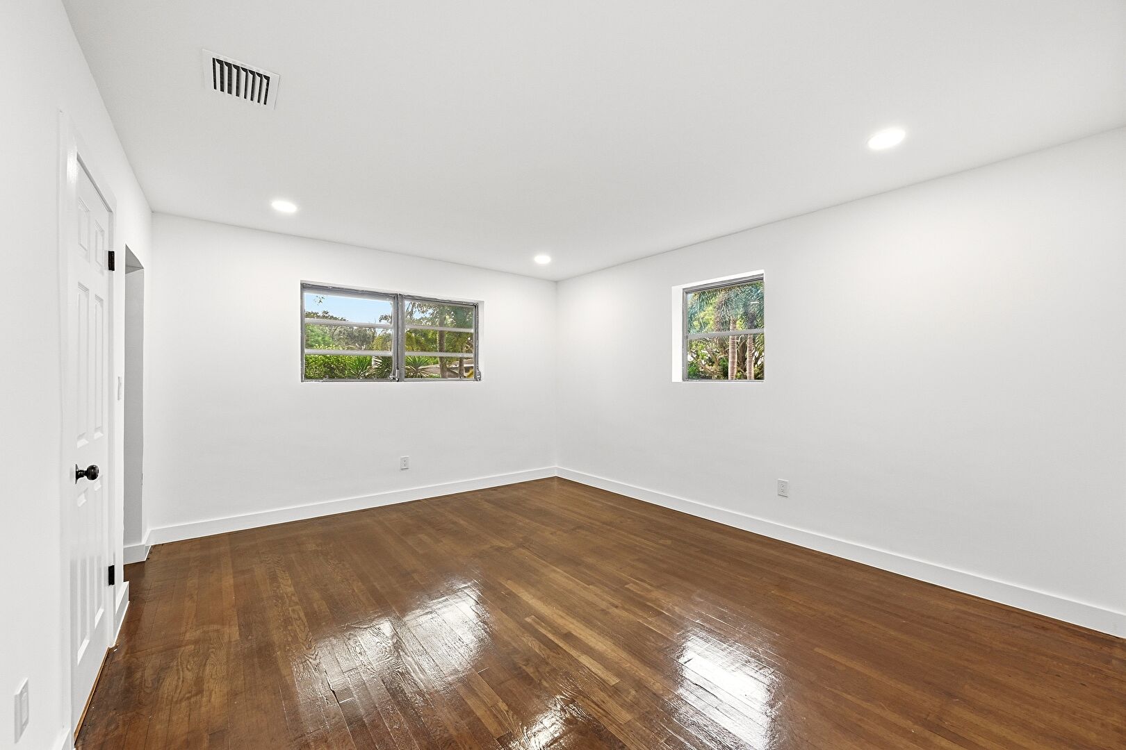 Primary Bedroom at 4796 Southwest 11th Court, Plantation, FL 33317, listed by Jennifer Holmes